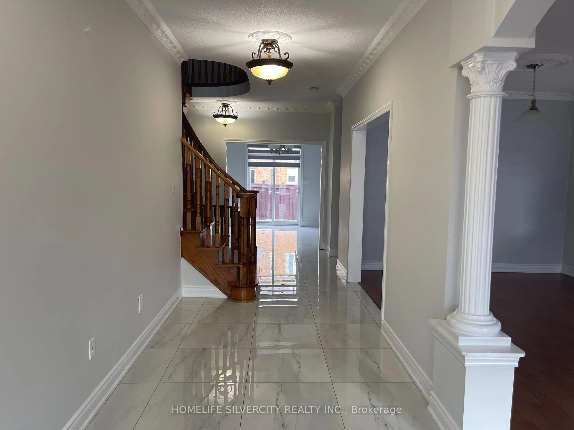 Photo 3 of 4 Runnymede Crescent, Brampton, Sandringham-Wellington — HOMEH