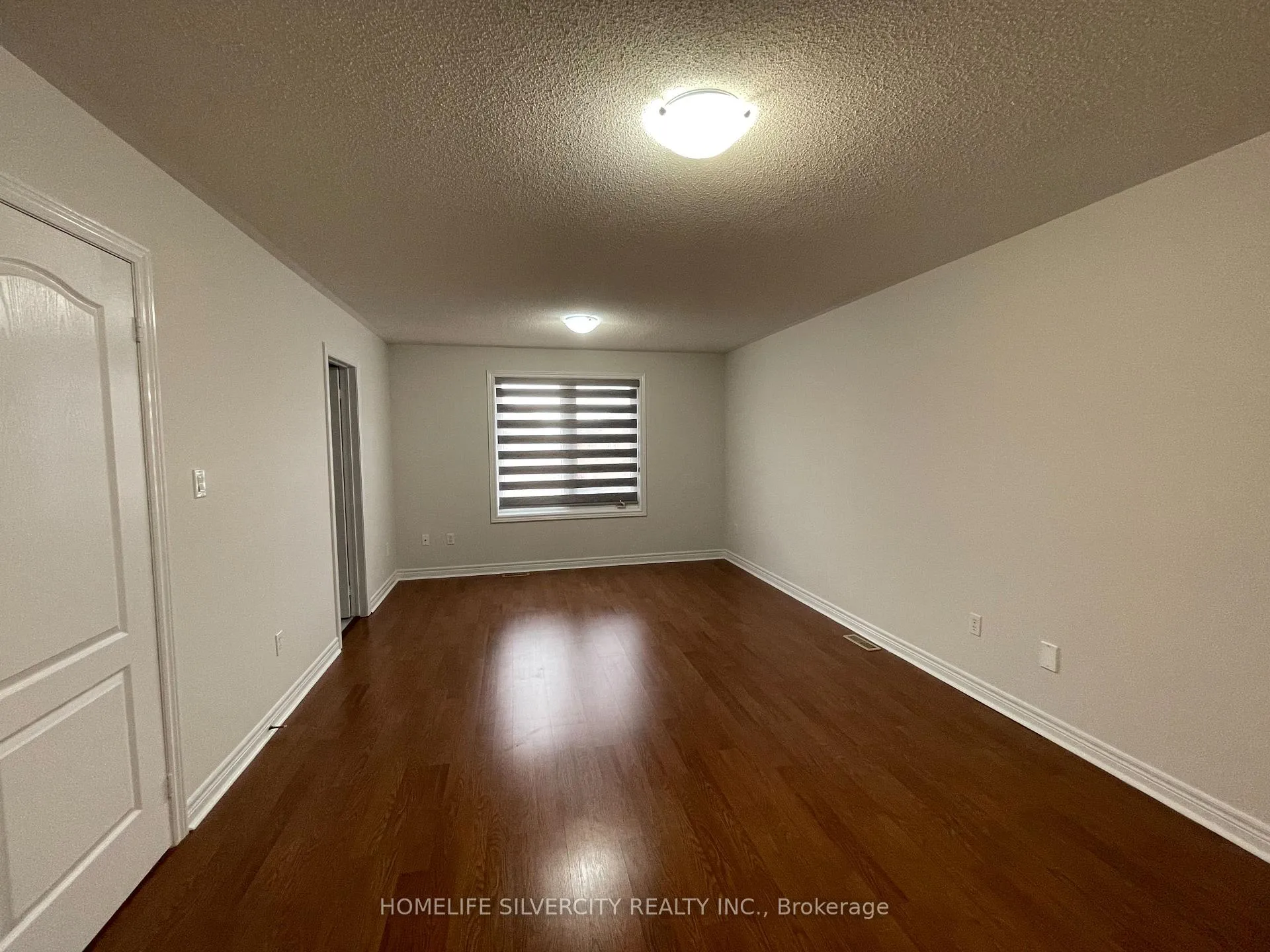 Photo 11 of 4 Runnymede Crescent, Brampton, Sandringham-Wellington — HOMEH