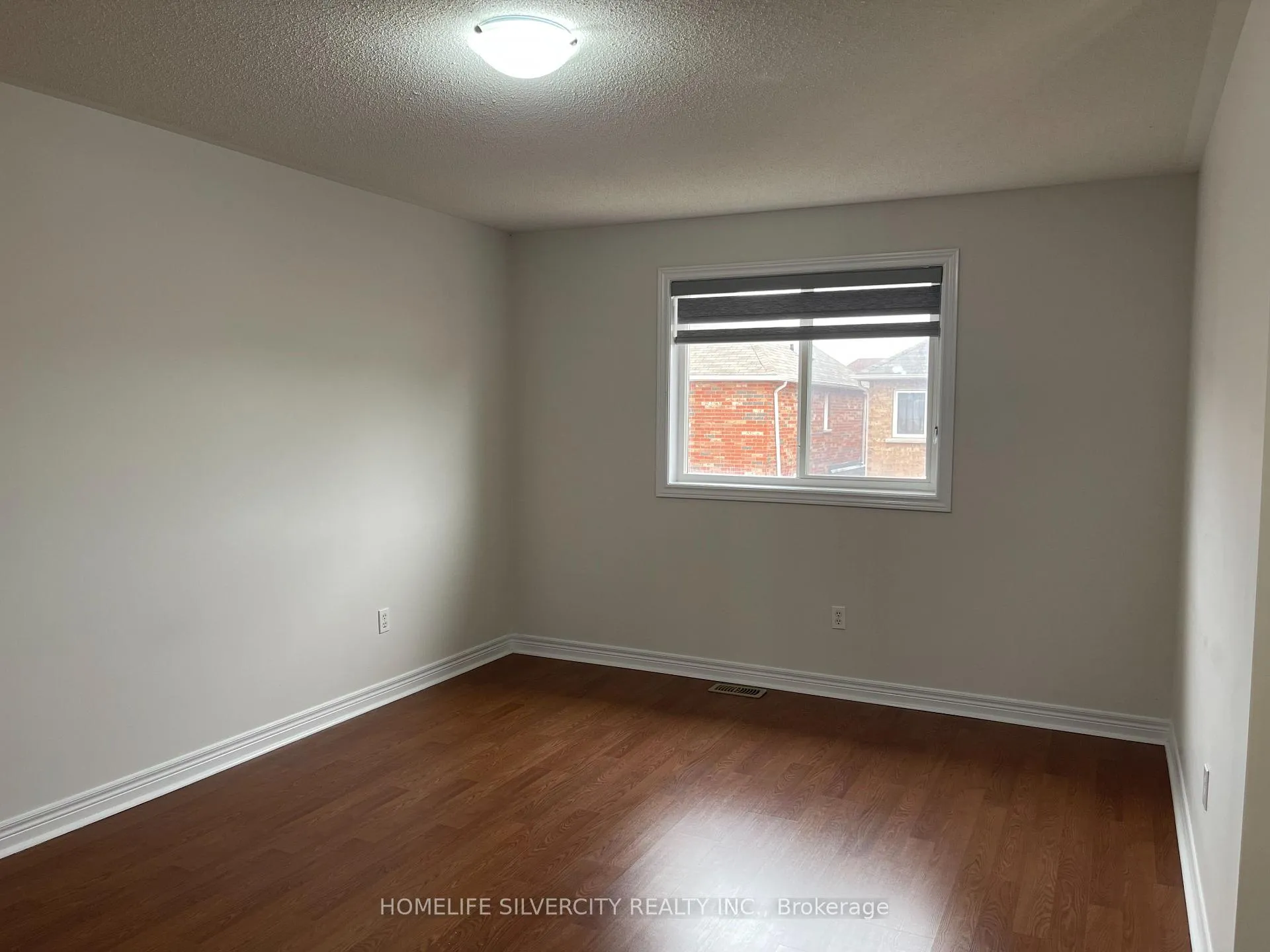 Photo 20 of 4 Runnymede Crescent, Brampton, Sandringham-Wellington — HOMEH