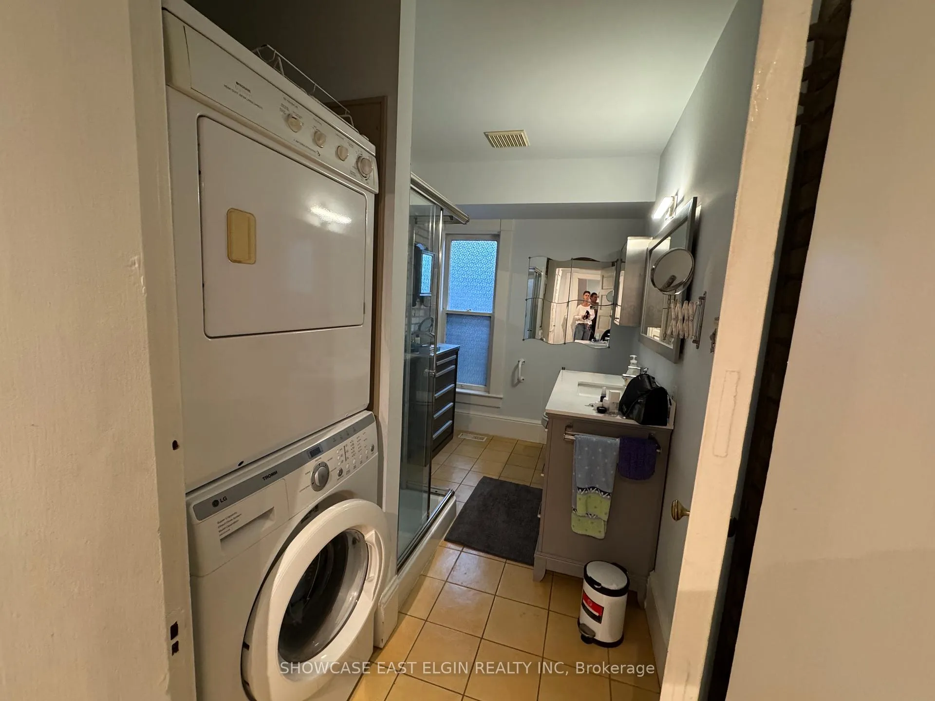 Photo 9 of 62 Centre Street, Aylmer — HOMEH