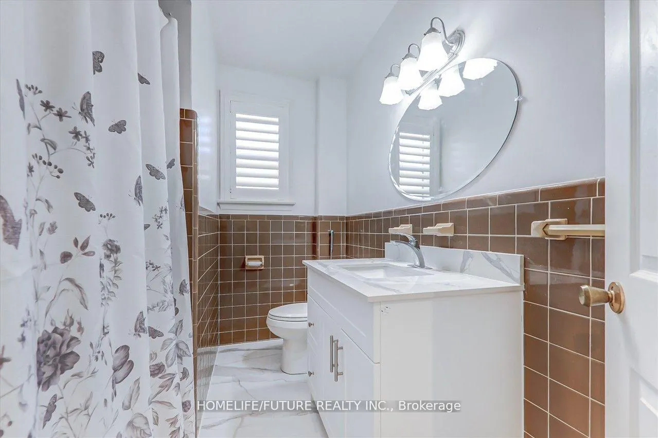 Photo 14 of Unit Main, 28 Sharbot Avenue, Scarborough, Woburn — HOMEH