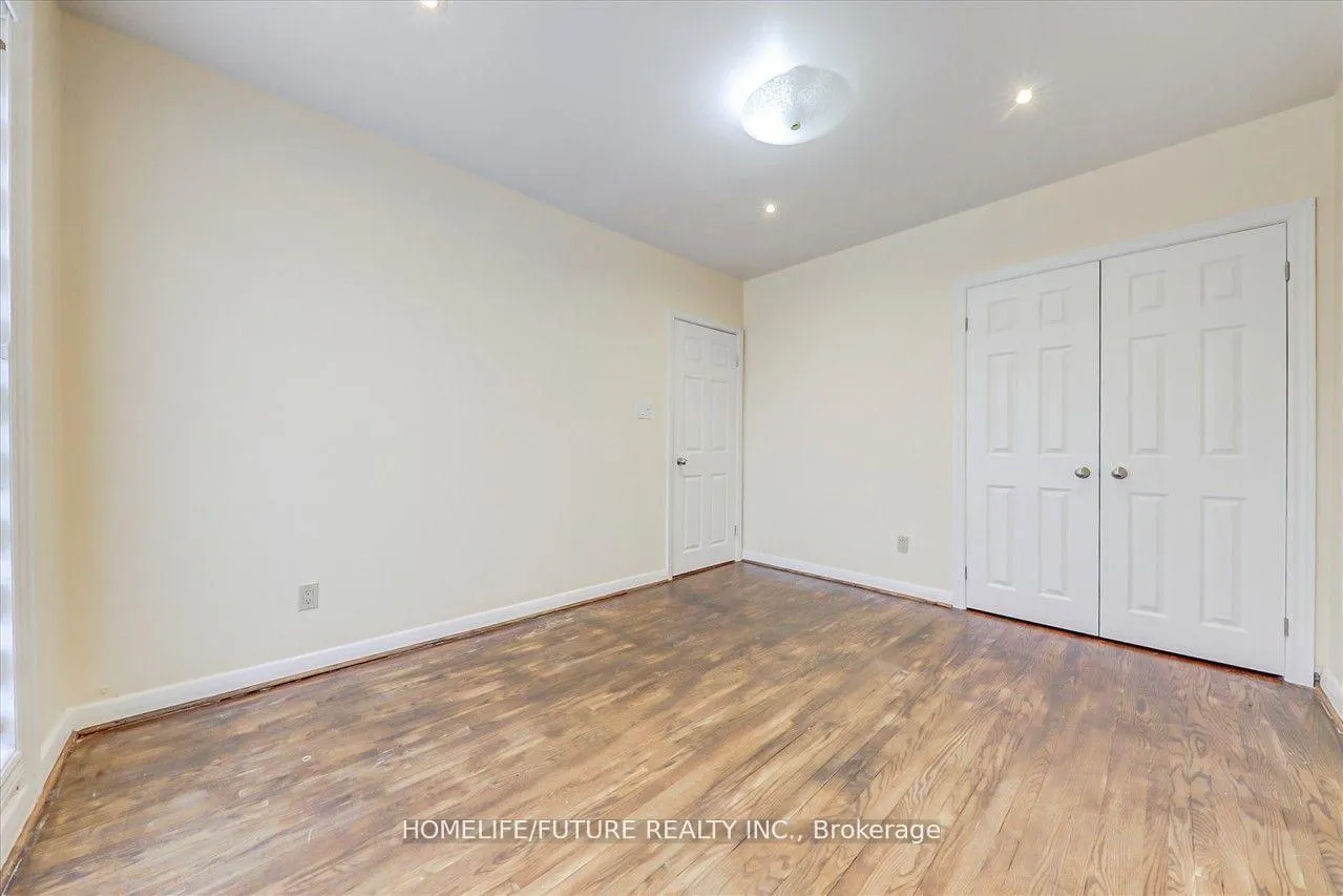Photo 18 of Unit Main, 28 Sharbot Avenue, Scarborough, Woburn — HOMEH