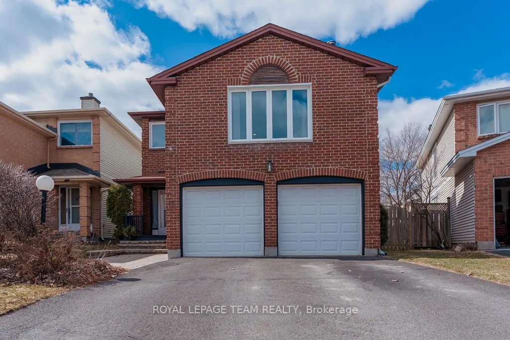 Photo 1 of 16 Pickwick Drive, Ottawa, Barrhaven - Cedargrove/Fraserdale — HOMEH