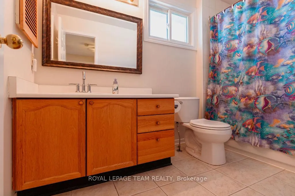 Photo 26 of 16 Pickwick Drive, Ottawa, Barrhaven - Cedargrove/Fraserdale — HOMEH