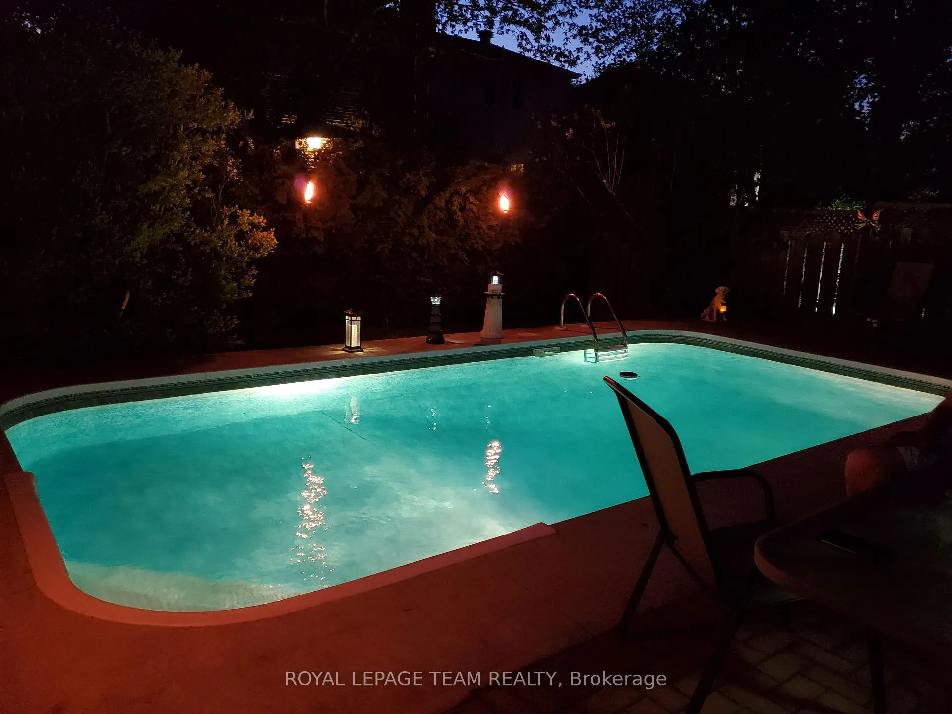 Photo 36 of 16 Pickwick Drive, Ottawa, Barrhaven - Cedargrove/Fraserdale — HOMEH
