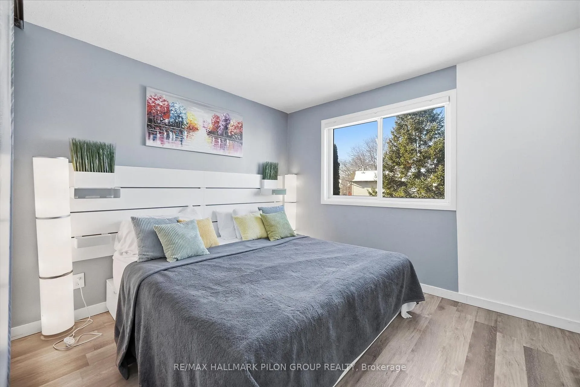 Photo 12 of 1456 Prestone Drive, Ottawa, Bilberry Creek/Queenswood Heights — HOMEH