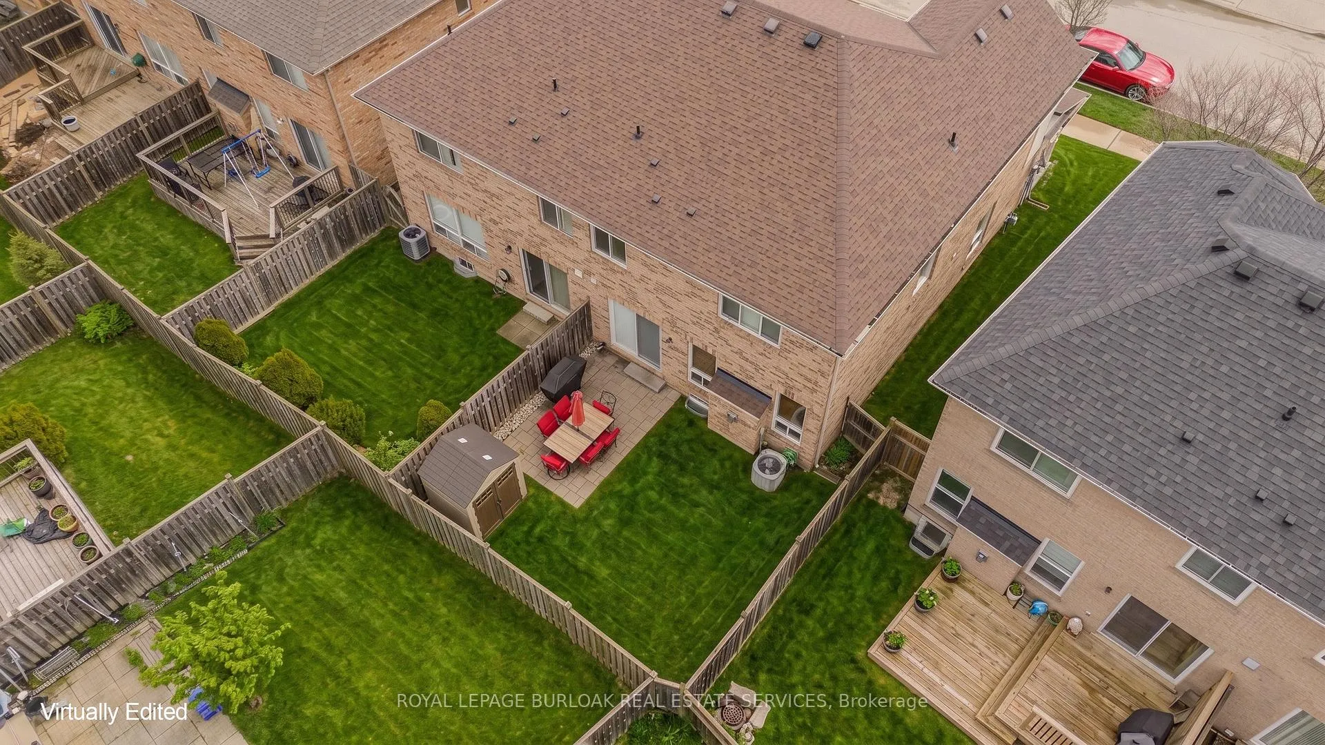 Photo 2 of 4077 Gunby Crescent, Burlington, Alton — HOMEH
