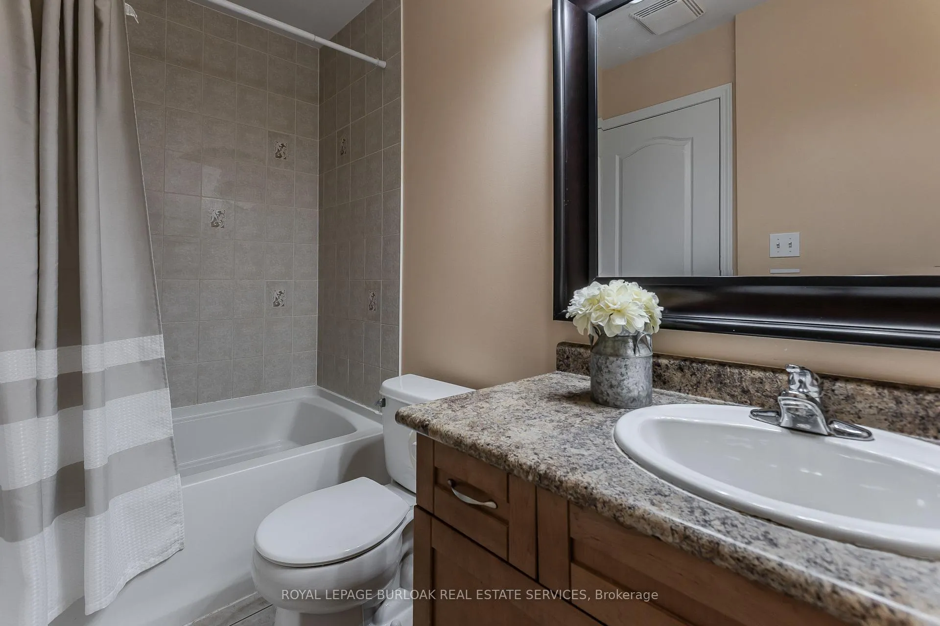 Photo 20 of 4077 Gunby Crescent, Burlington, Alton — HOMEH