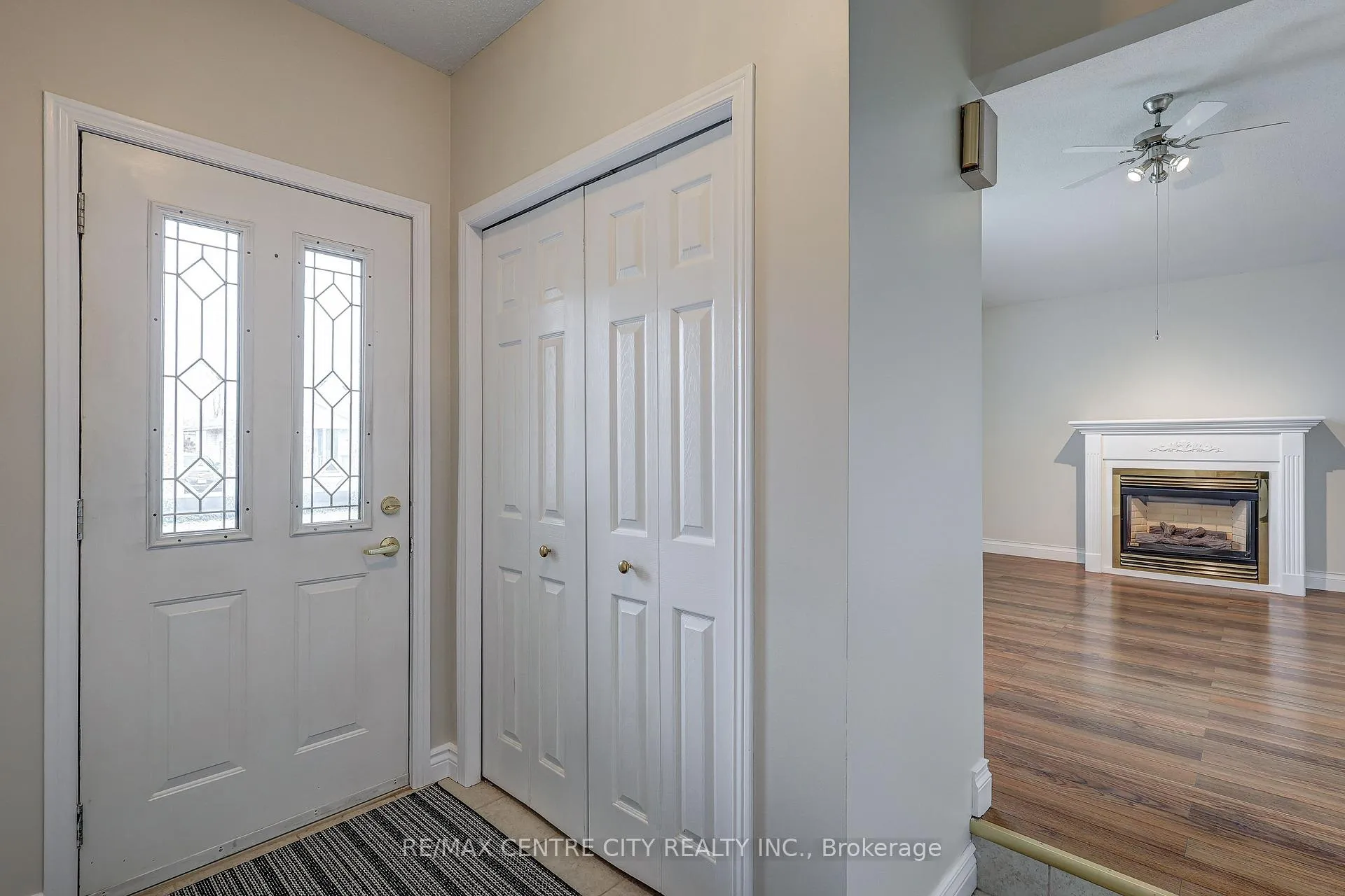 Photo 6 of 42 Oldewood Crescent, St. Thomas — HOMEH