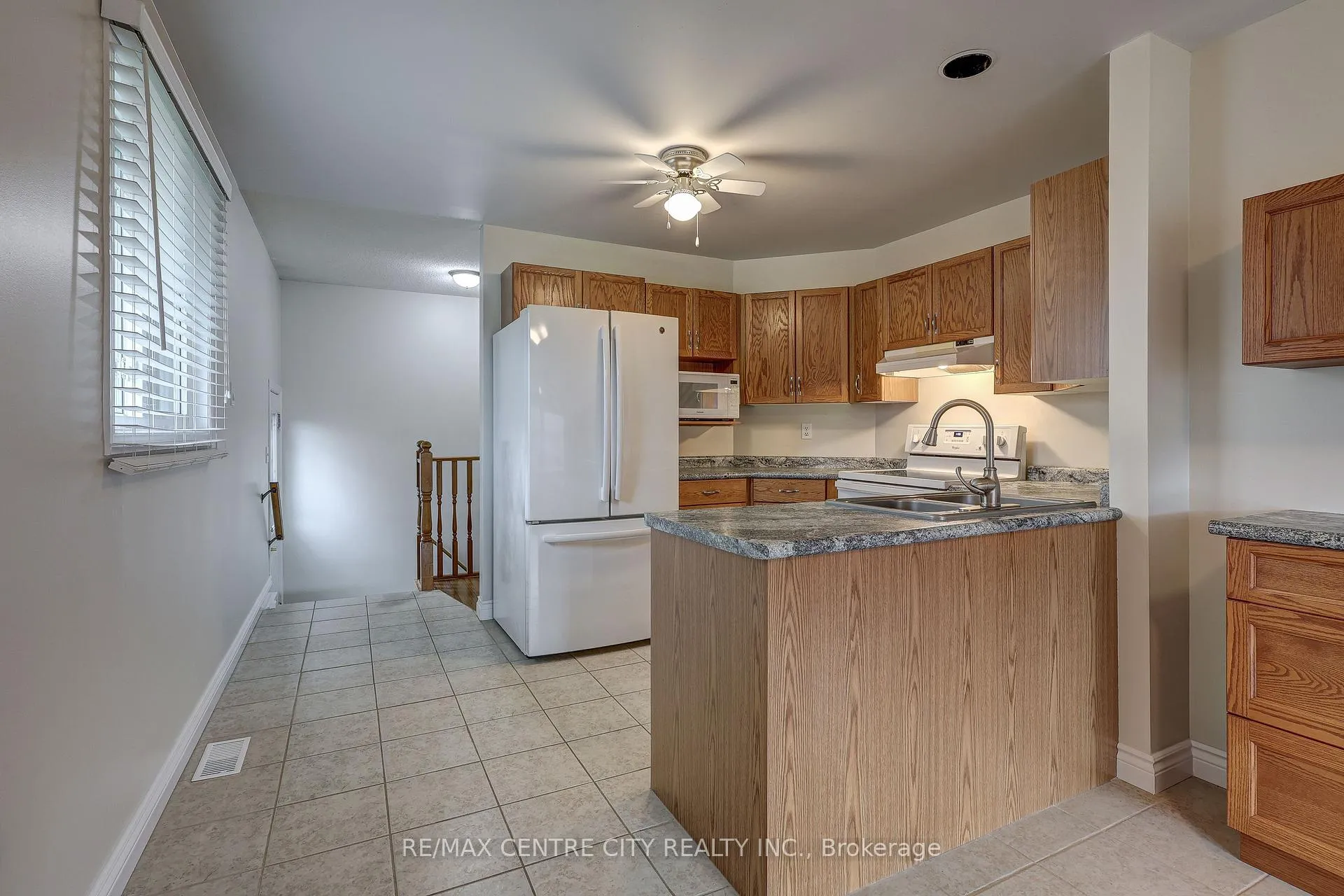 Photo 26 of 42 Oldewood Crescent, St. Thomas — HOMEH
