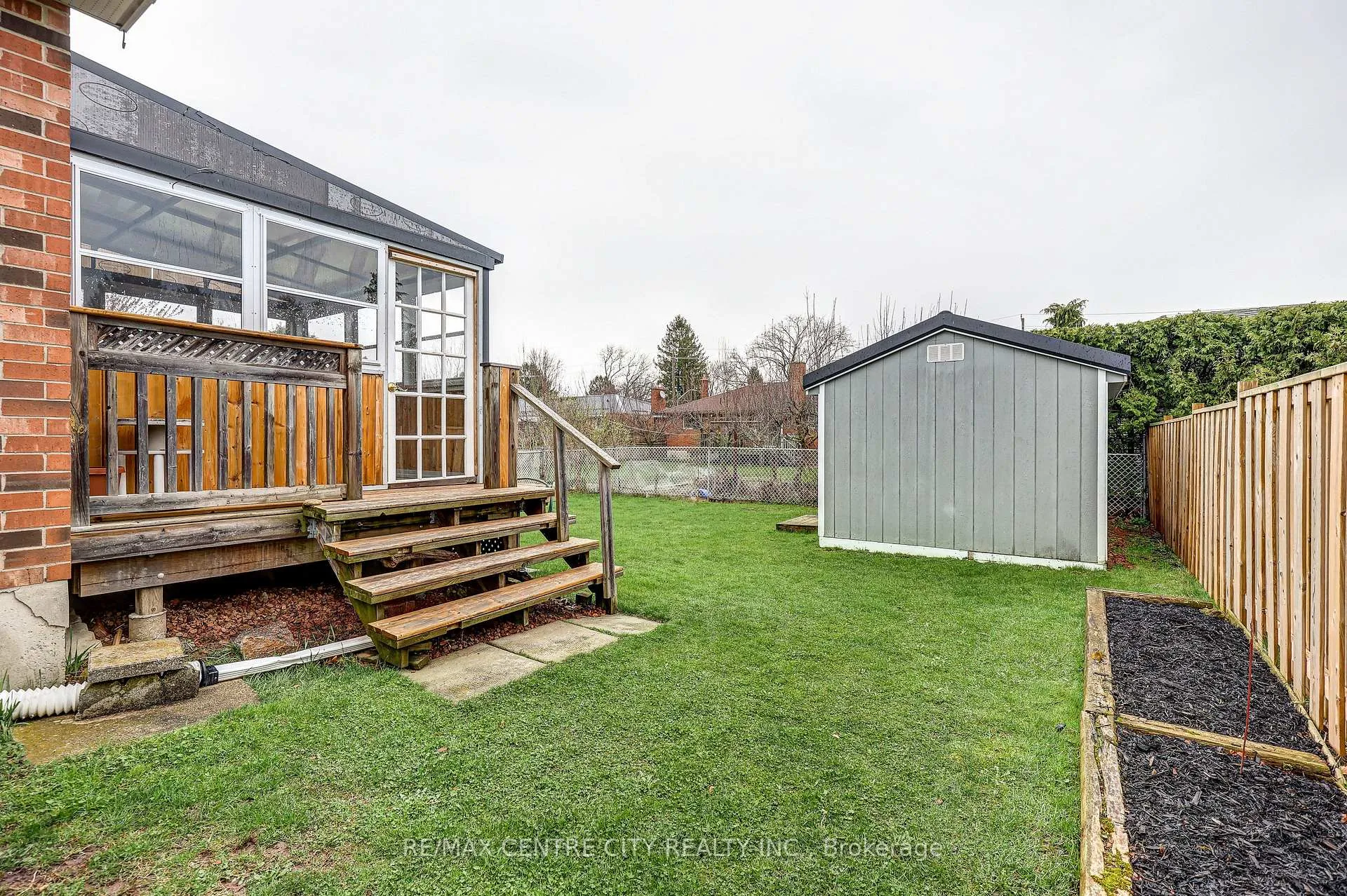 Photo 42 of 42 Oldewood Crescent, St. Thomas — HOMEH