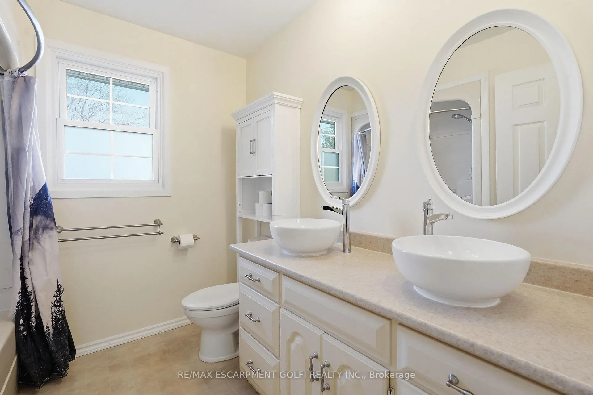 Photo 18 of 55 Berkley Crescent, Norfolk, Simcoe — HOMEH