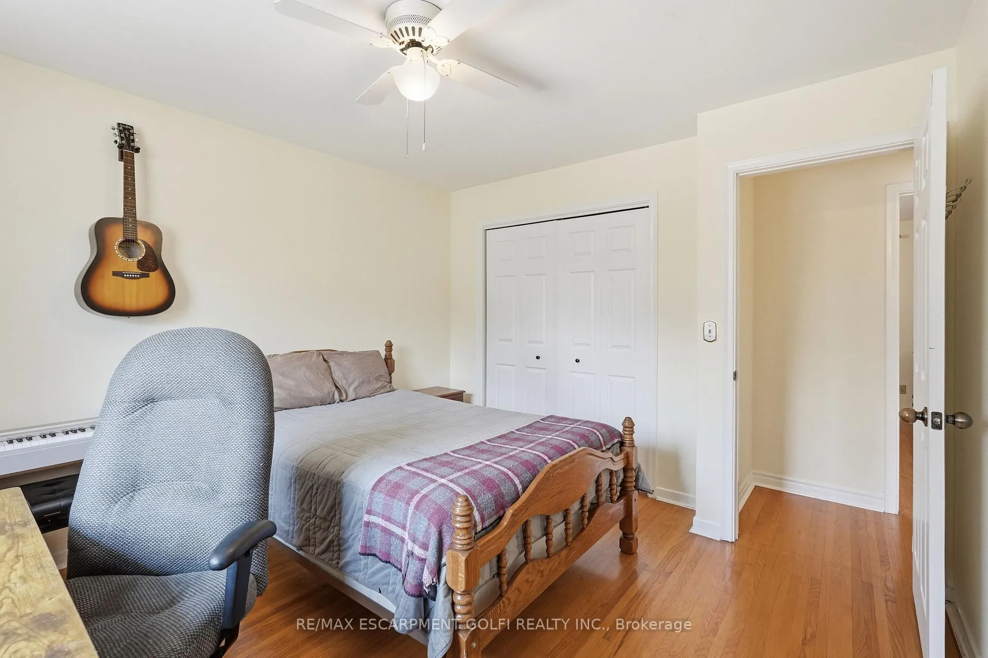 Photo 23 of 55 Berkley Crescent, Norfolk, Simcoe — HOMEH