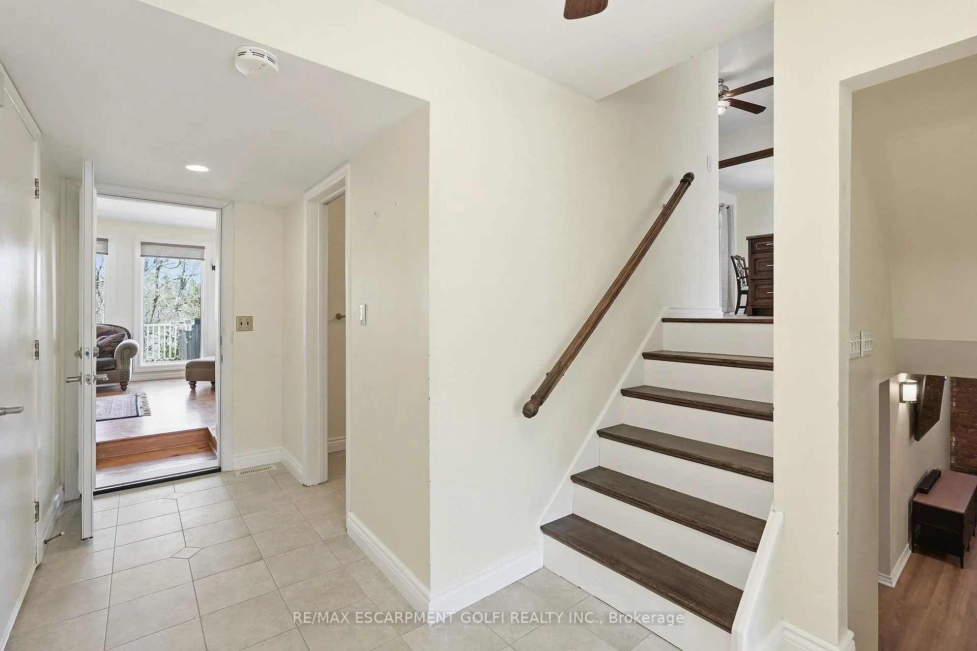 Photo 24 of 55 Berkley Crescent, Norfolk, Simcoe — HOMEH