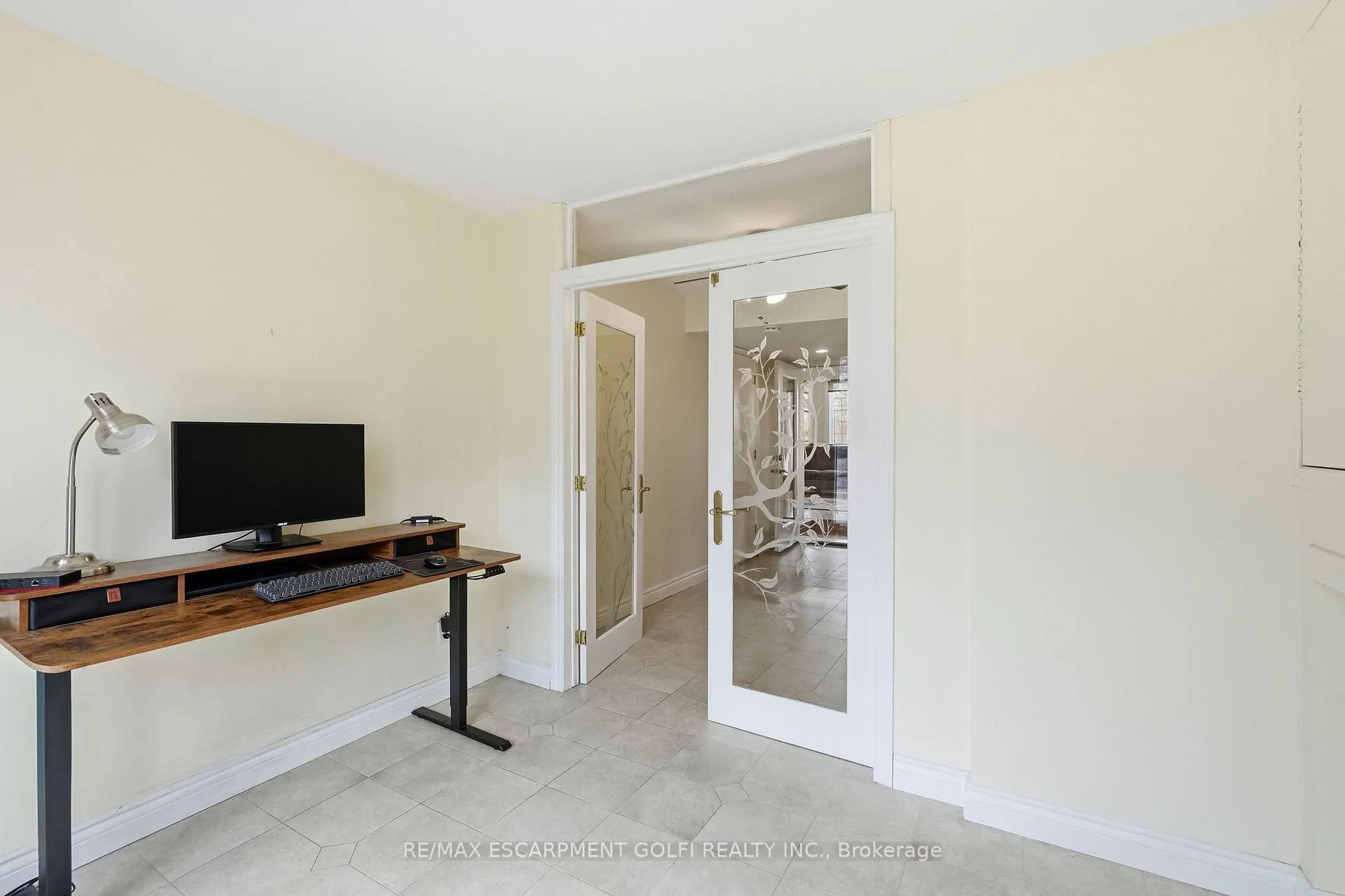 Photo 31 of 55 Berkley Crescent, Norfolk, Simcoe — HOMEH