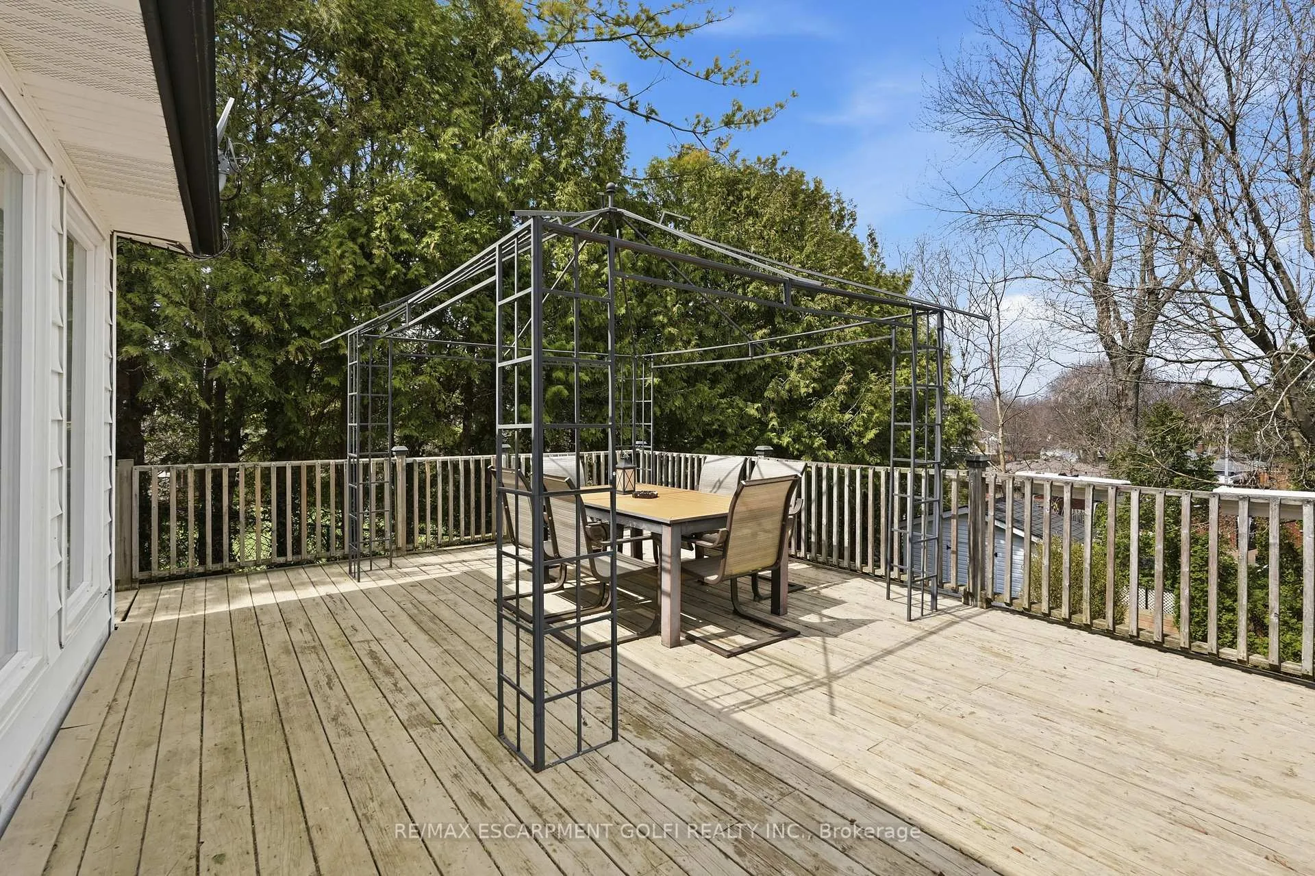 Photo 38 of 55 Berkley Crescent, Norfolk, Simcoe — HOMEH
