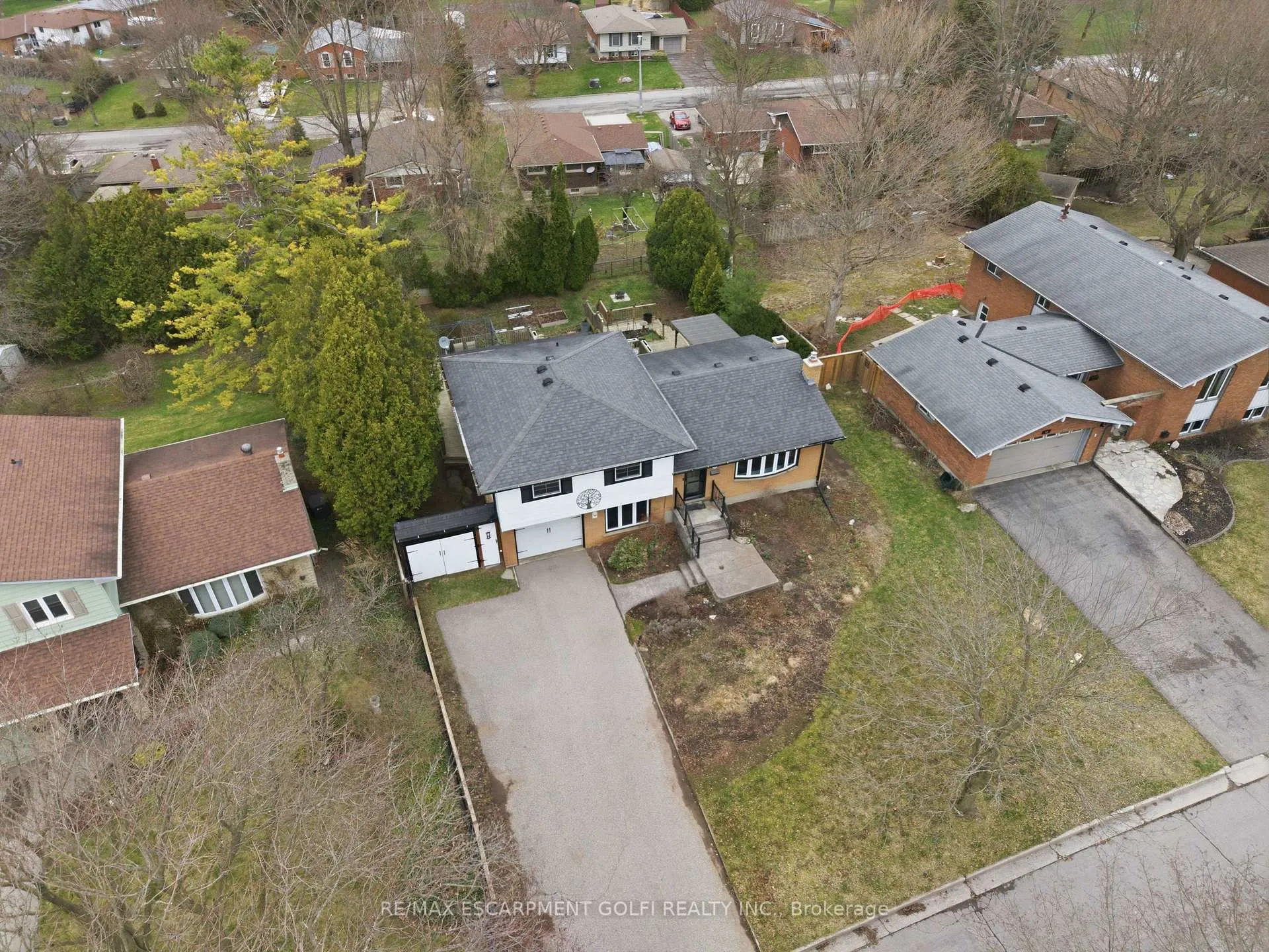 Photo 43 of 55 Berkley Crescent, Norfolk, Simcoe — HOMEH