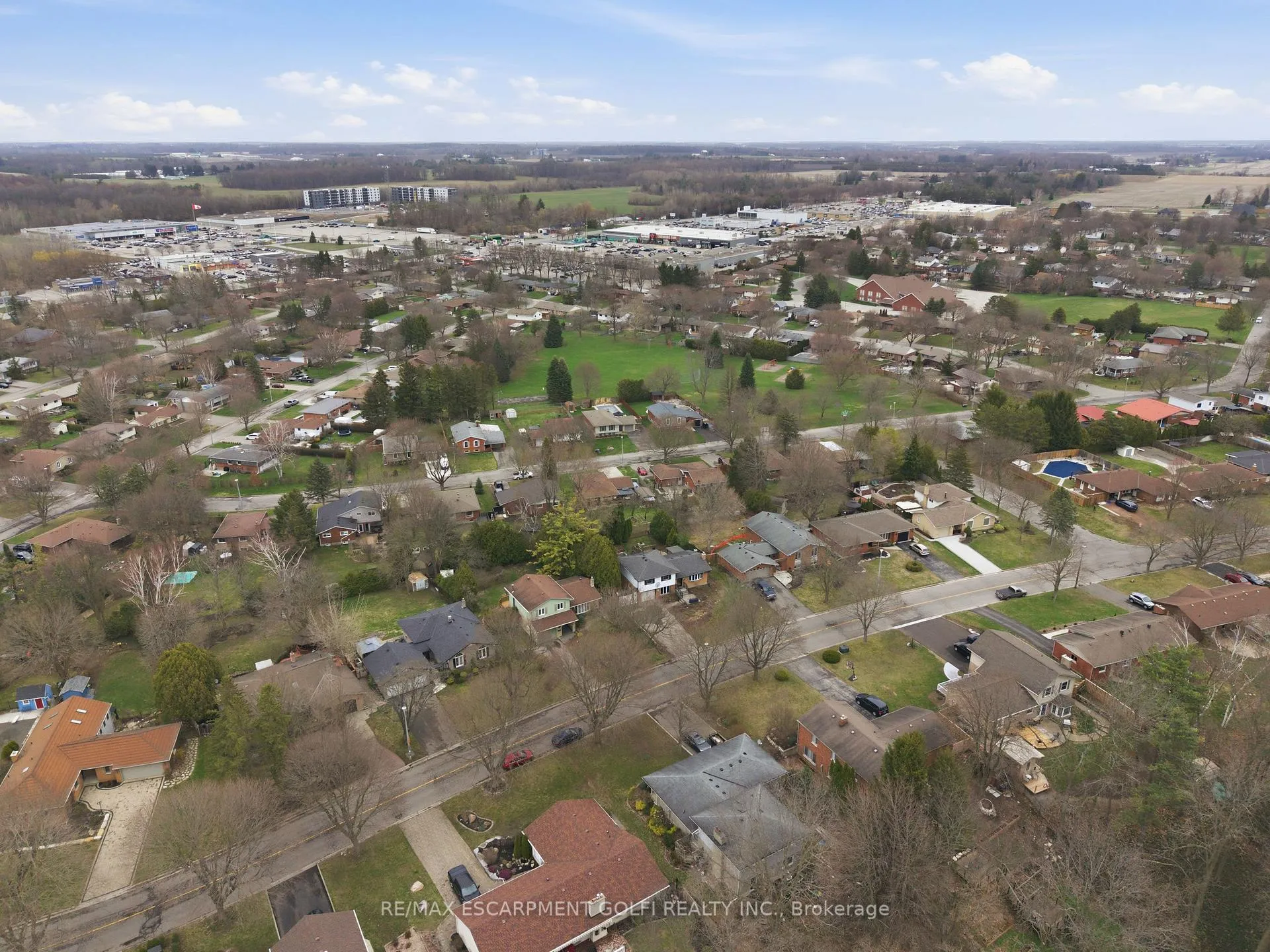 Photo 46 of 55 Berkley Crescent, Norfolk, Simcoe — HOMEH