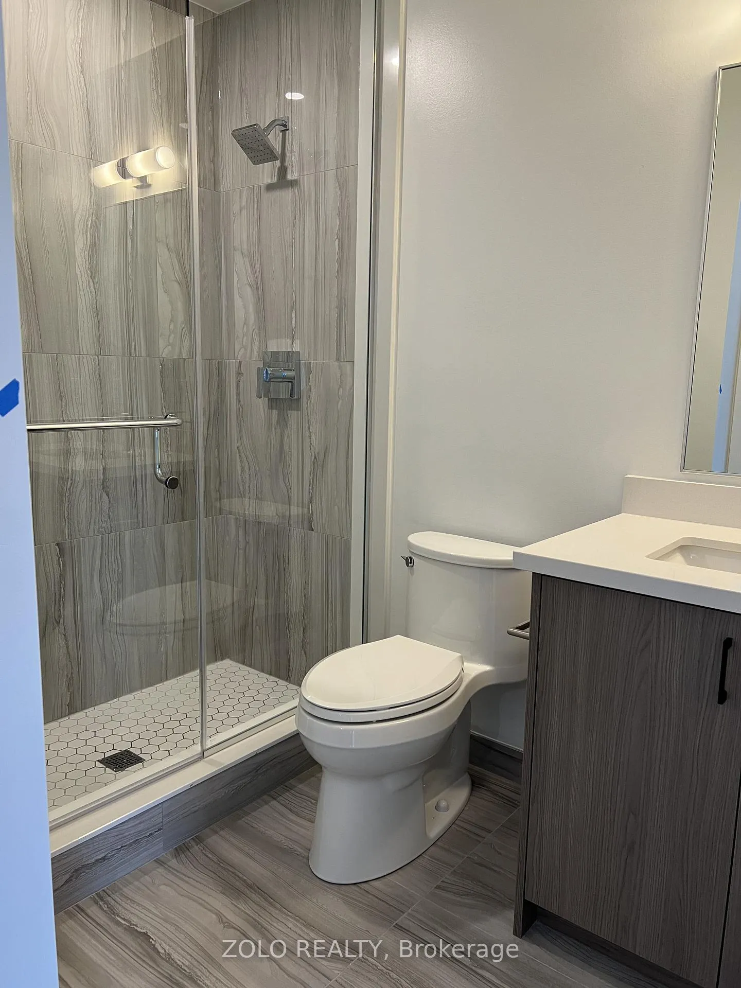 Photo 7 of Unit 305, 333 Sunseeker Avenue, Innisfil, Rural Innisfil — HOMEH