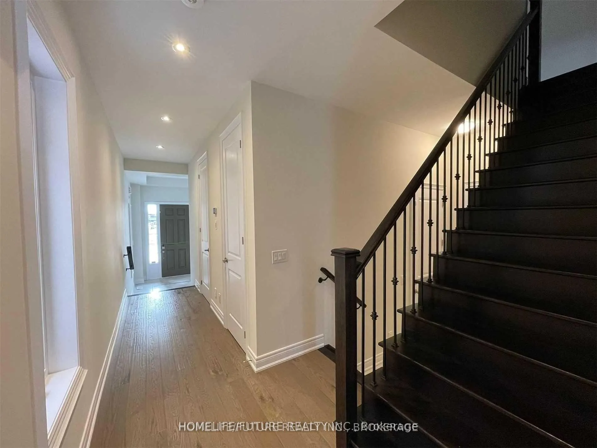 Photo 4 of 46 Gillivary Drive, Whitby, Rural Whitby — HOMEH