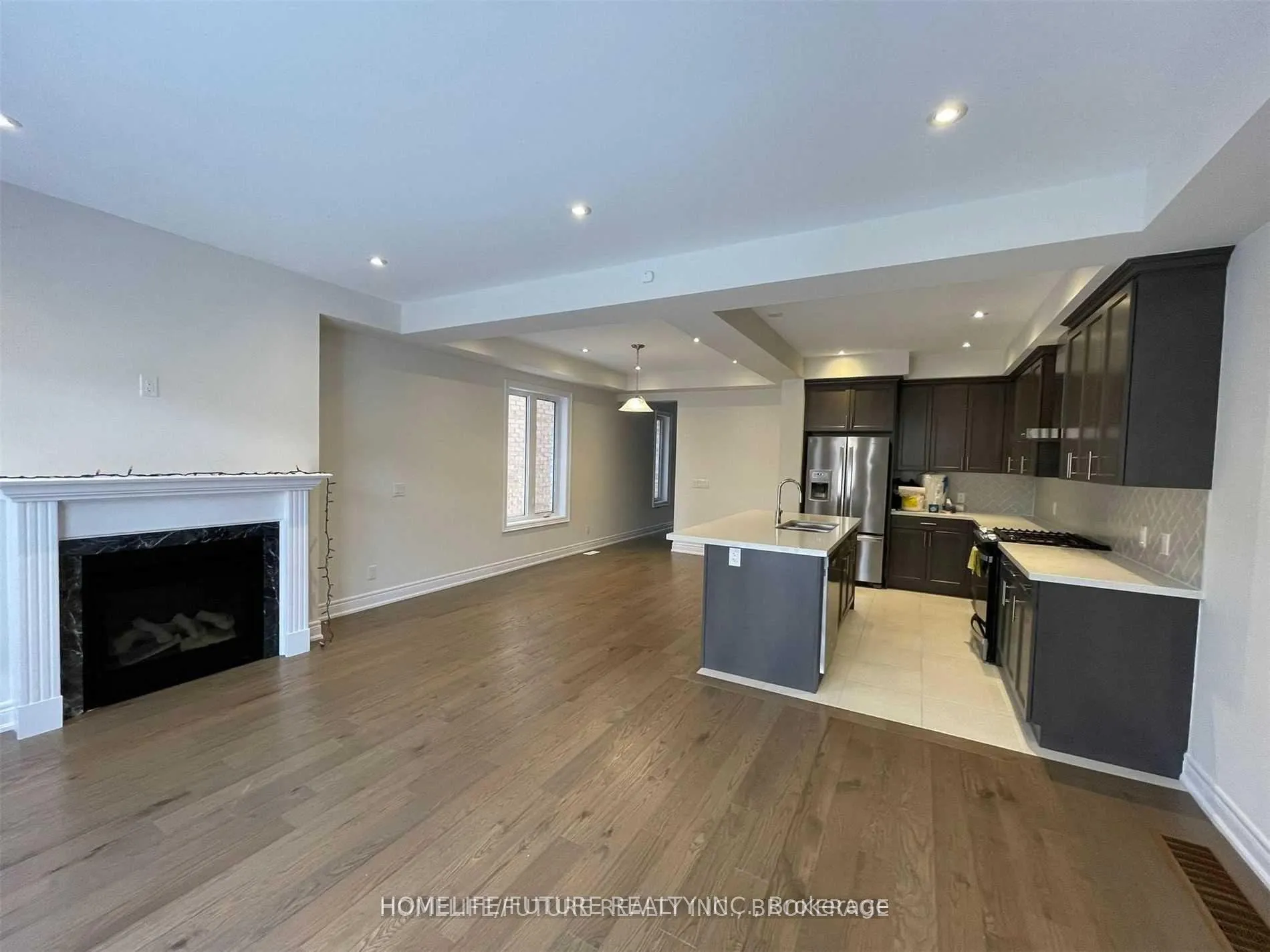 Photo 9 of 46 Gillivary Drive, Whitby, Rural Whitby — HOMEH