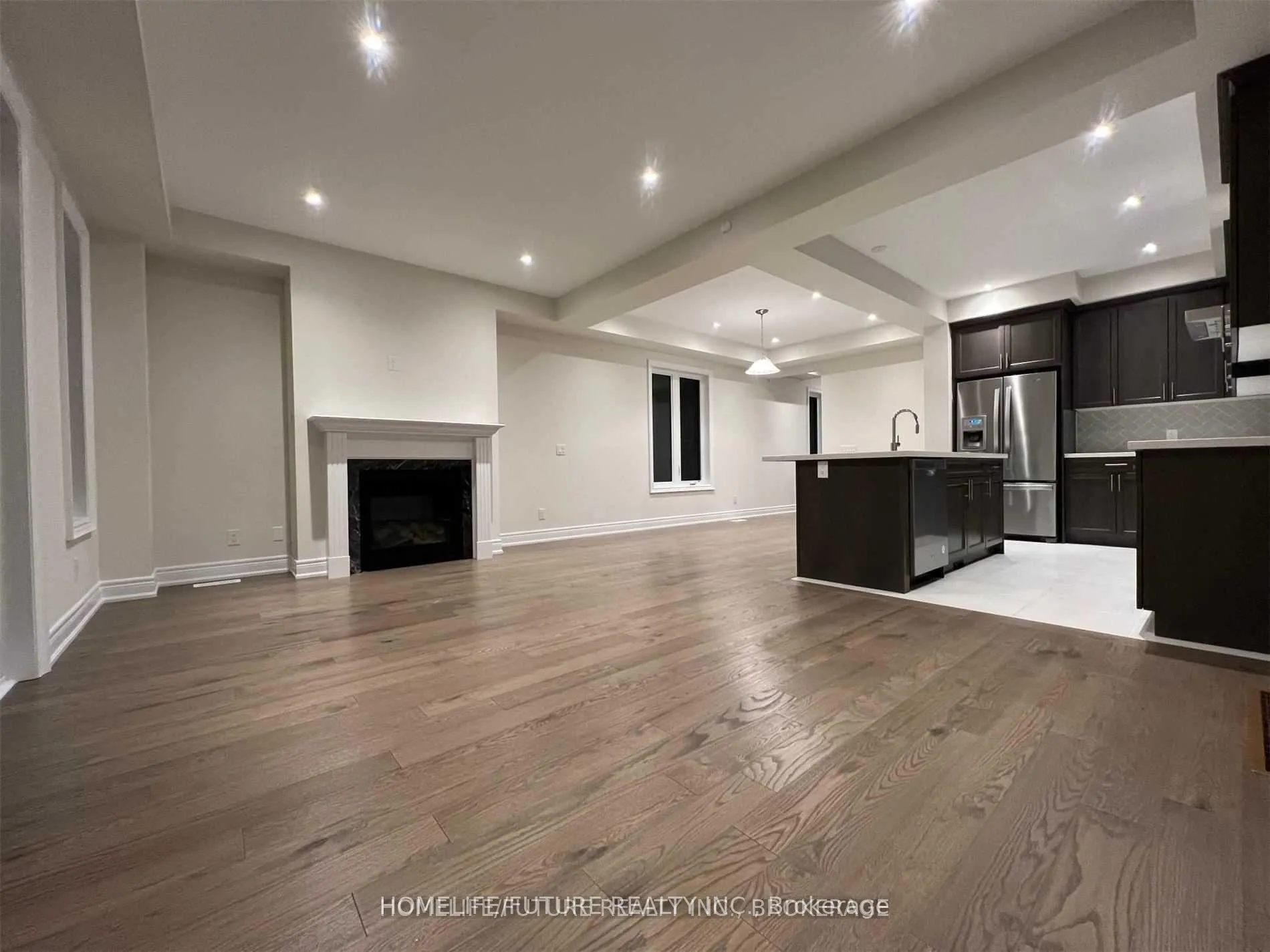Photo 10 of 46 Gillivary Drive, Whitby, Rural Whitby — HOMEH