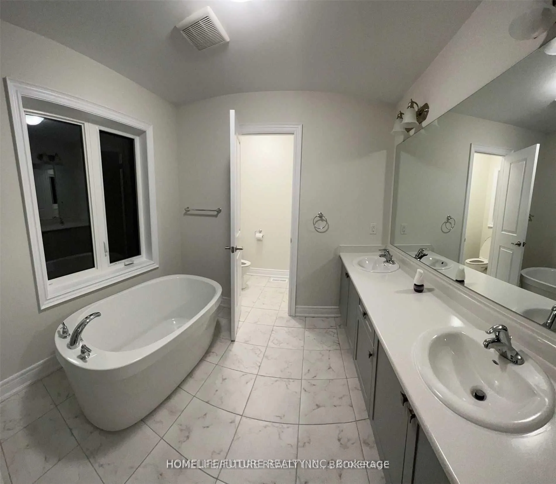 Photo 18 of 46 Gillivary Drive, Whitby, Rural Whitby — HOMEH