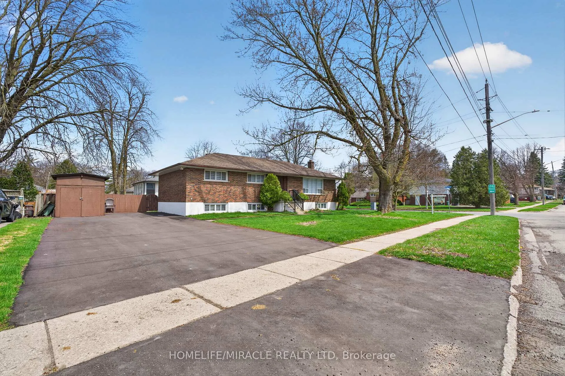 Photo 1 of 53 Nicklin Crescent, Guelph, Riverside Park — HOMEH
