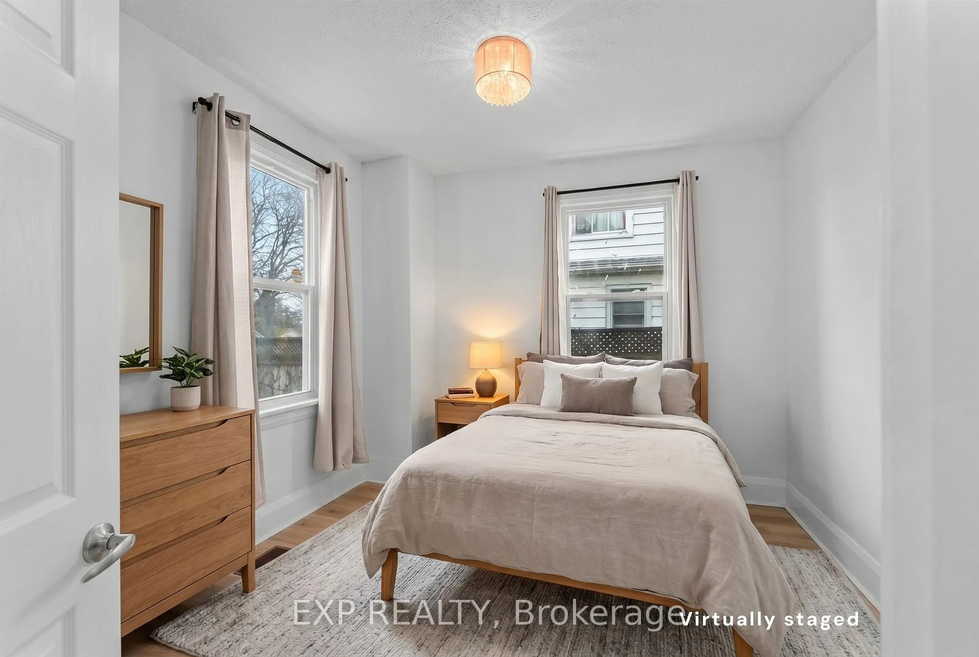 Photo 10 of Unit 1, 6367 High Street, Niagara Falls, Hospital — HOMEH