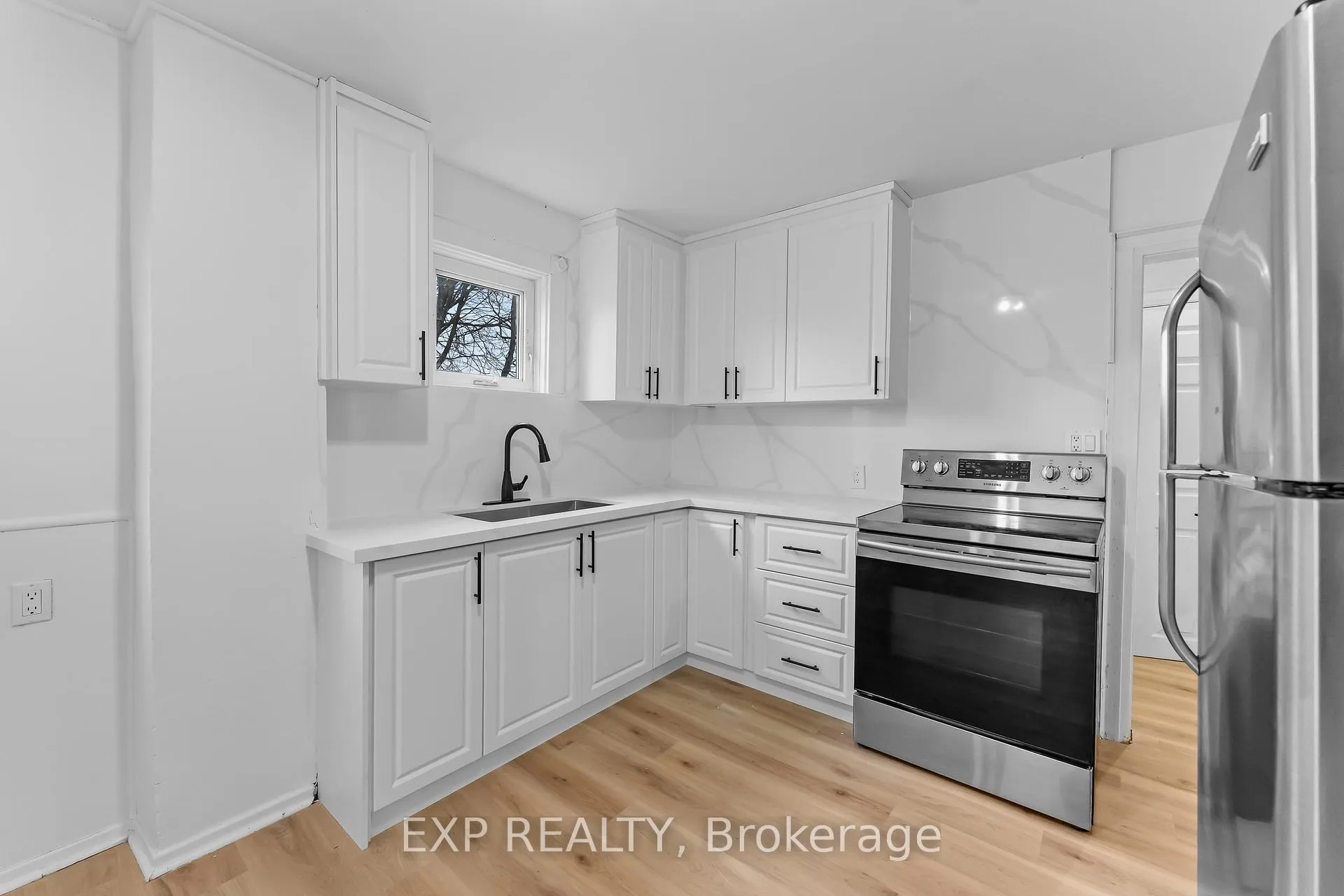 Photo 19 of Unit 1, 6367 High Street, Niagara Falls, Hospital — HOMEH