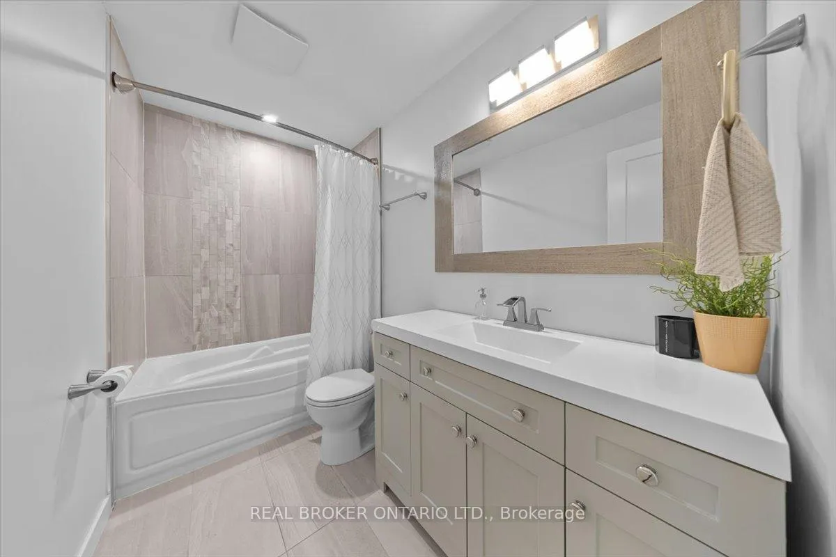 Photo 30 of 2049 Stonehenge Crescent, Ottawa, Pineview — HOMEH