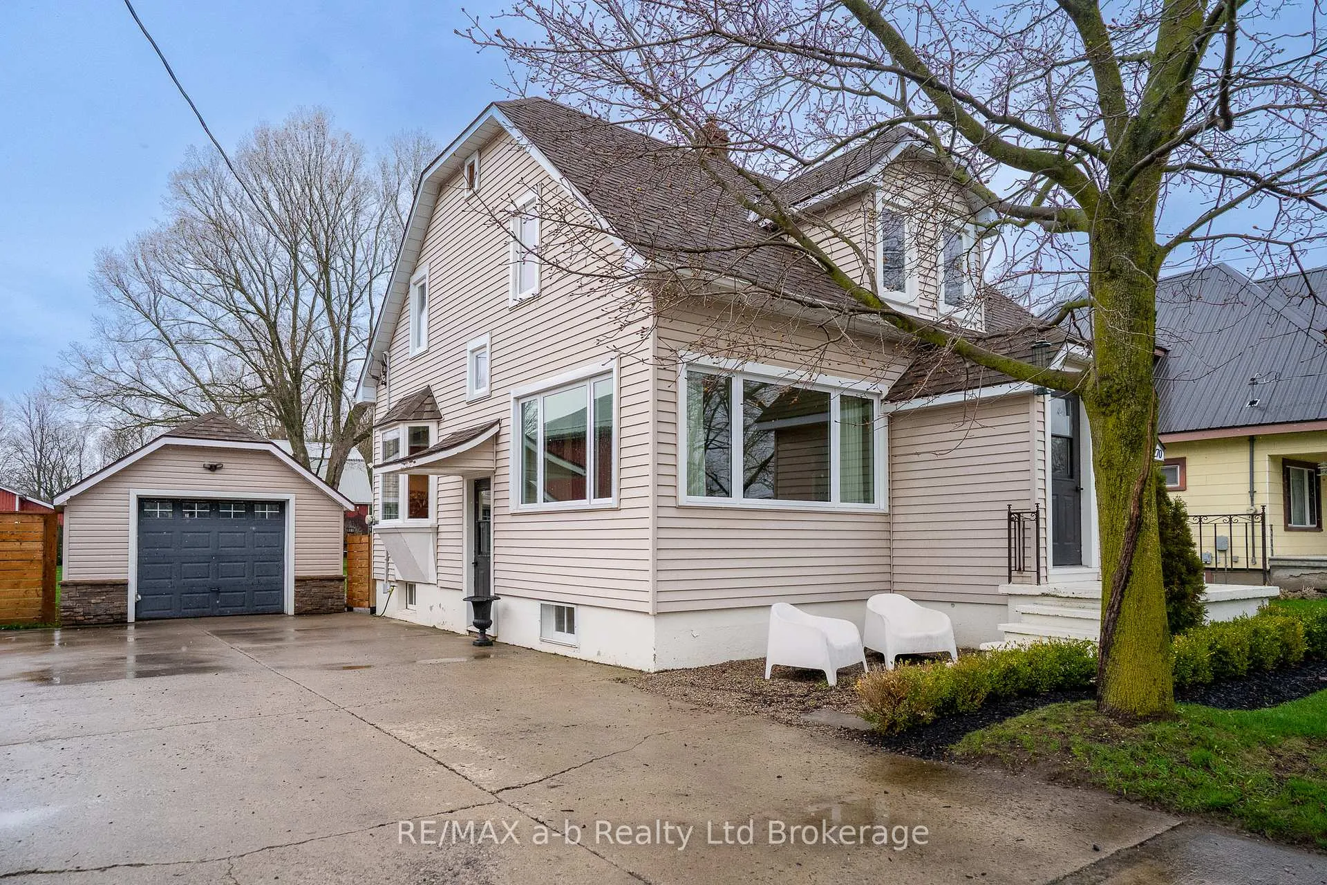 Photo 1 of 270 Main Street E, Norwich, Otterville — HOMEH