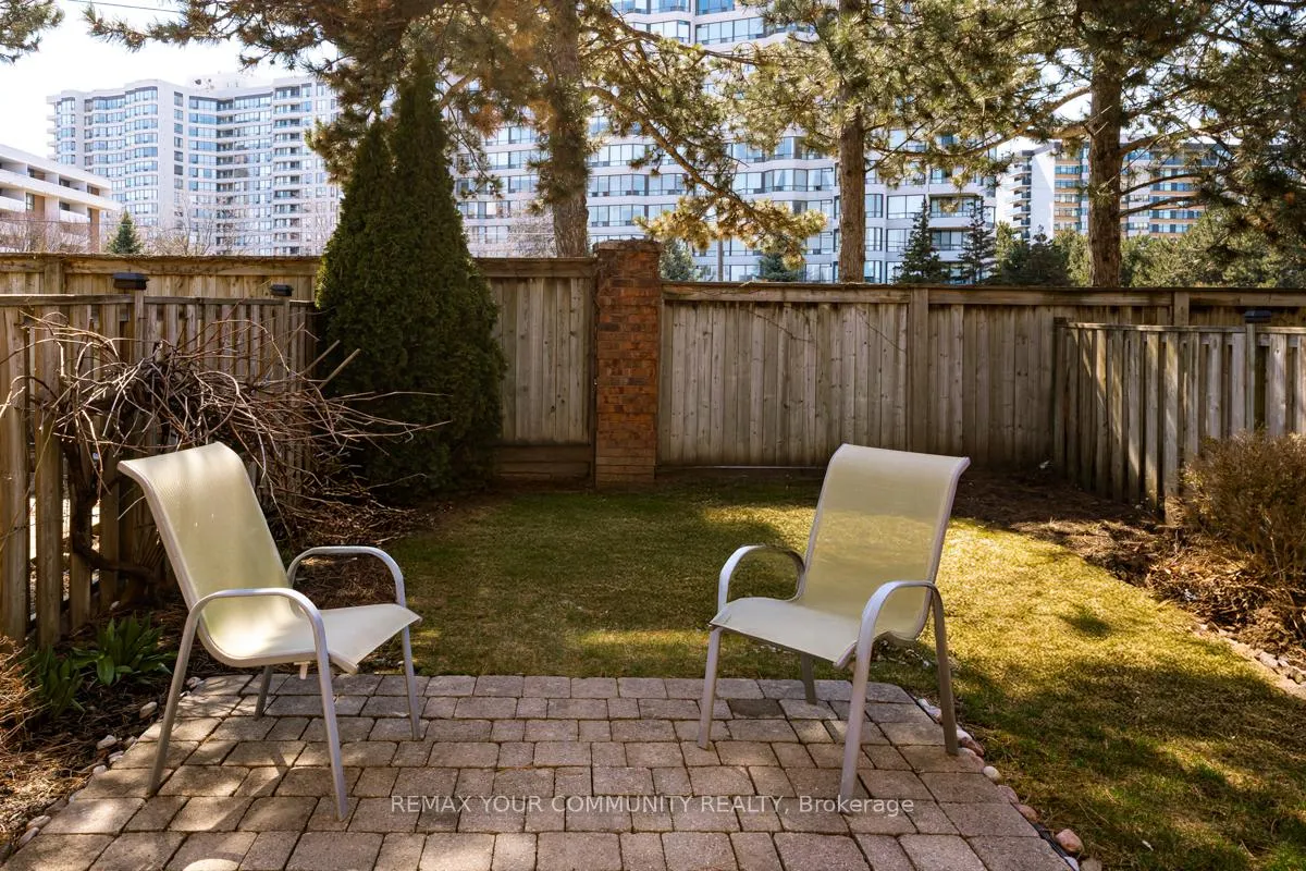 Photo 28 of 82 Whitney Place, Vaughan, Lakeview Estates — HOMEH