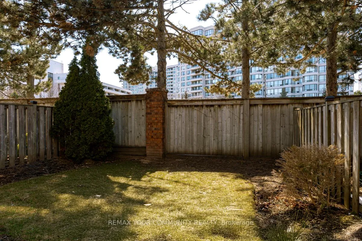 Photo 30 of 82 Whitney Place, Vaughan, Lakeview Estates — HOMEH