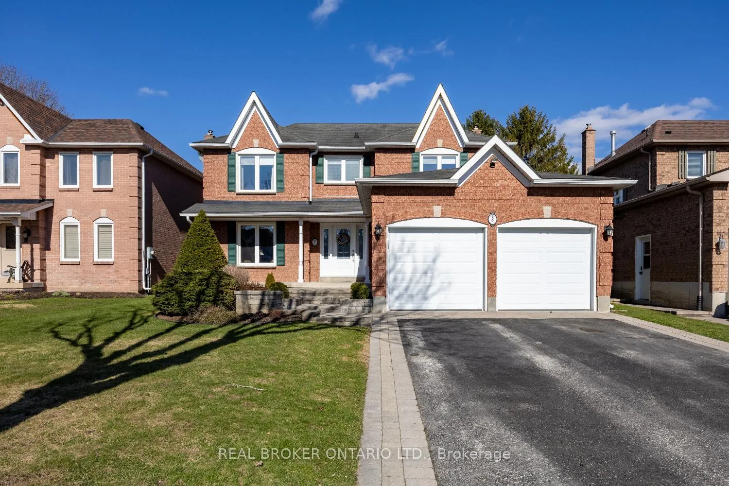 Photo 4 of 3 Remi Court, Clarington, Newcastle — HOMEH
