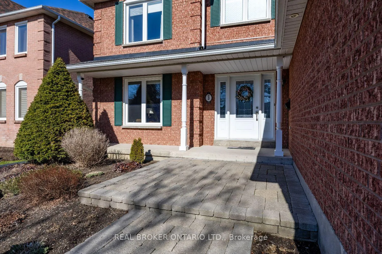 Photo 5 of 3 Remi Court, Clarington, Newcastle — HOMEH