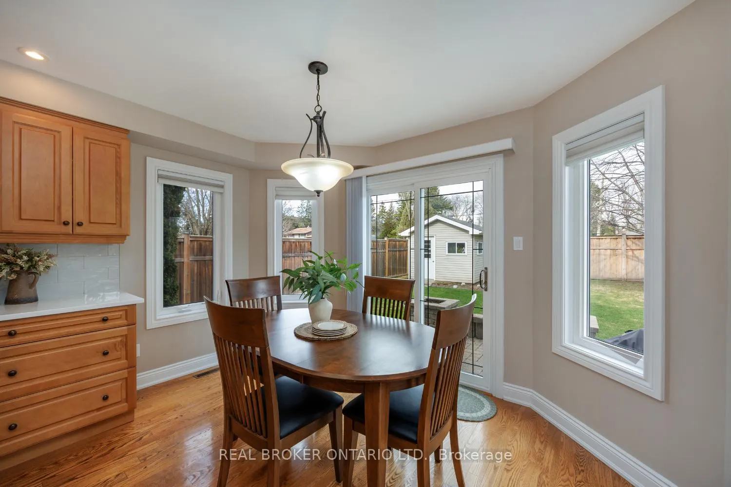 Photo 12 of 3 Remi Court, Clarington, Newcastle — HOMEH