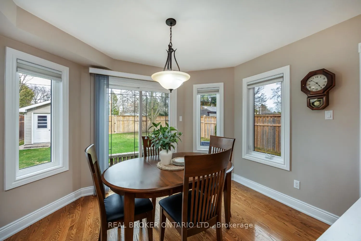 Photo 13 of 3 Remi Court, Clarington, Newcastle — HOMEH
