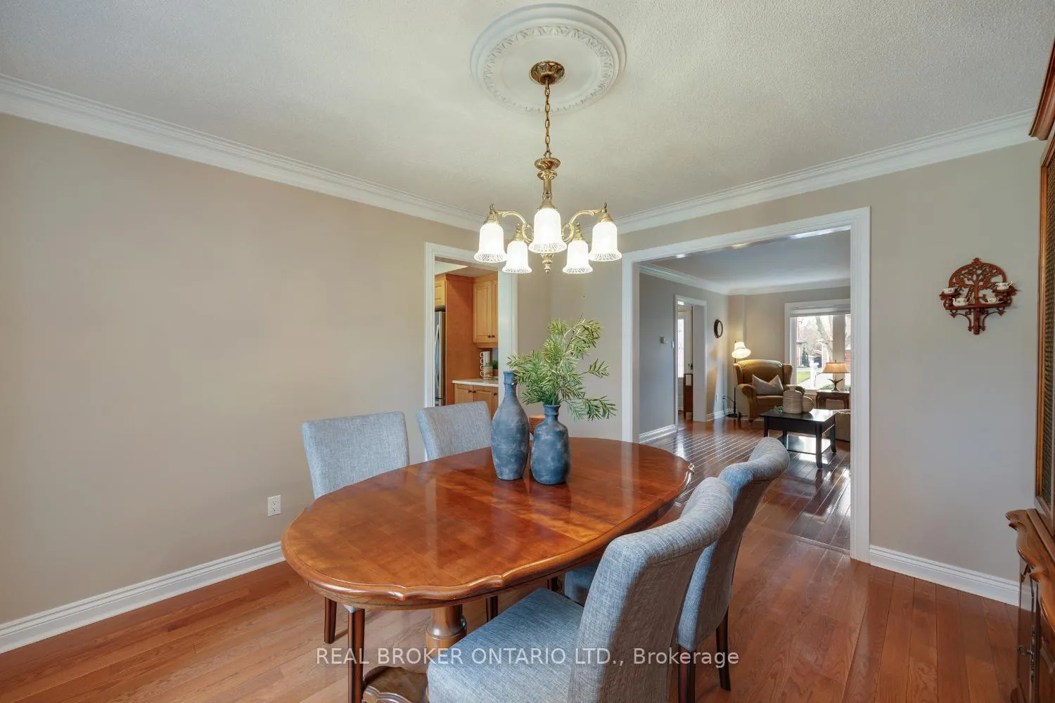 Photo 16 of 3 Remi Court, Clarington, Newcastle — HOMEH