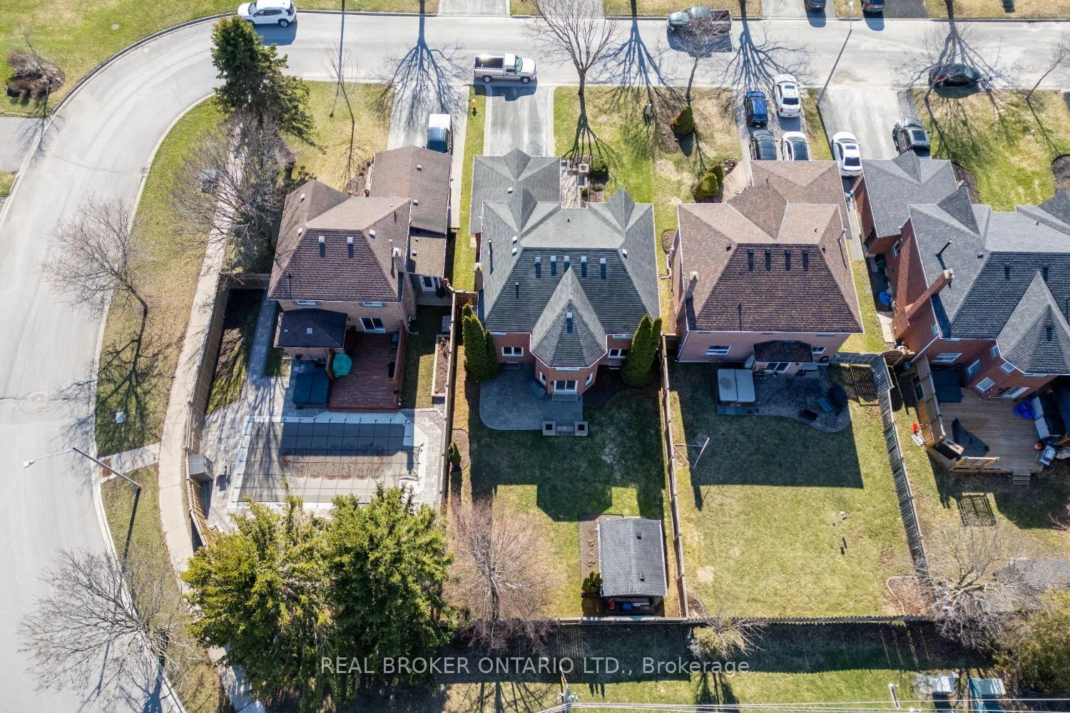 Photo 33 of 3 Remi Court, Clarington, Newcastle — HOMEH