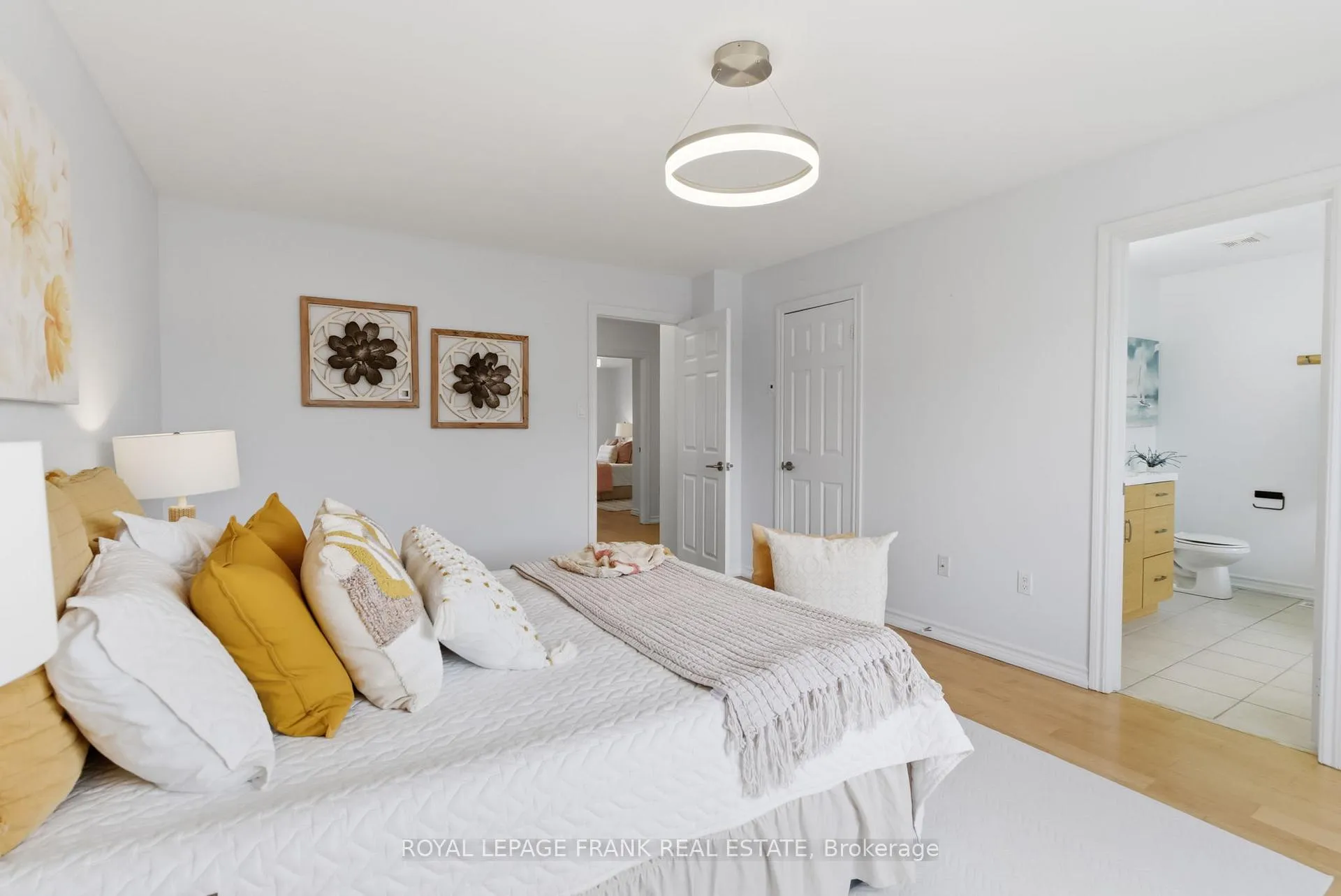 Photo 21 of 68 Forrester Drive, Clarington, Bowmanville — HOMEH