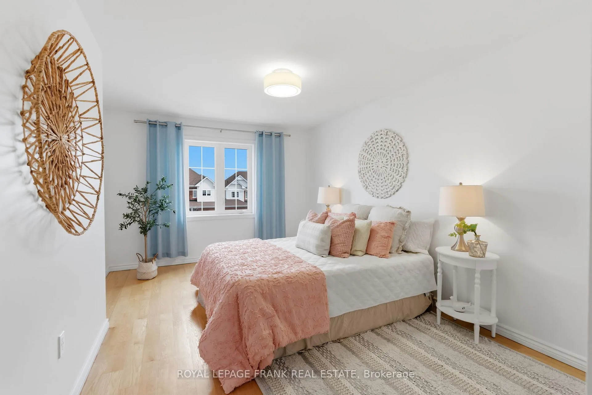 Photo 28 of 68 Forrester Drive, Clarington, Bowmanville — HOMEH