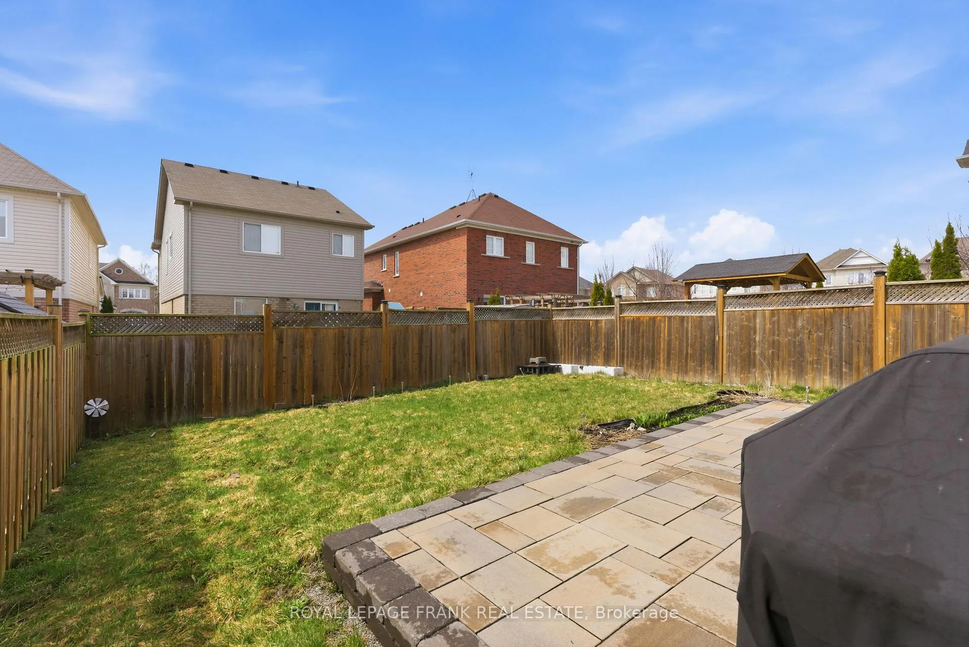 Photo 36 of 68 Forrester Drive, Clarington, Bowmanville — HOMEH