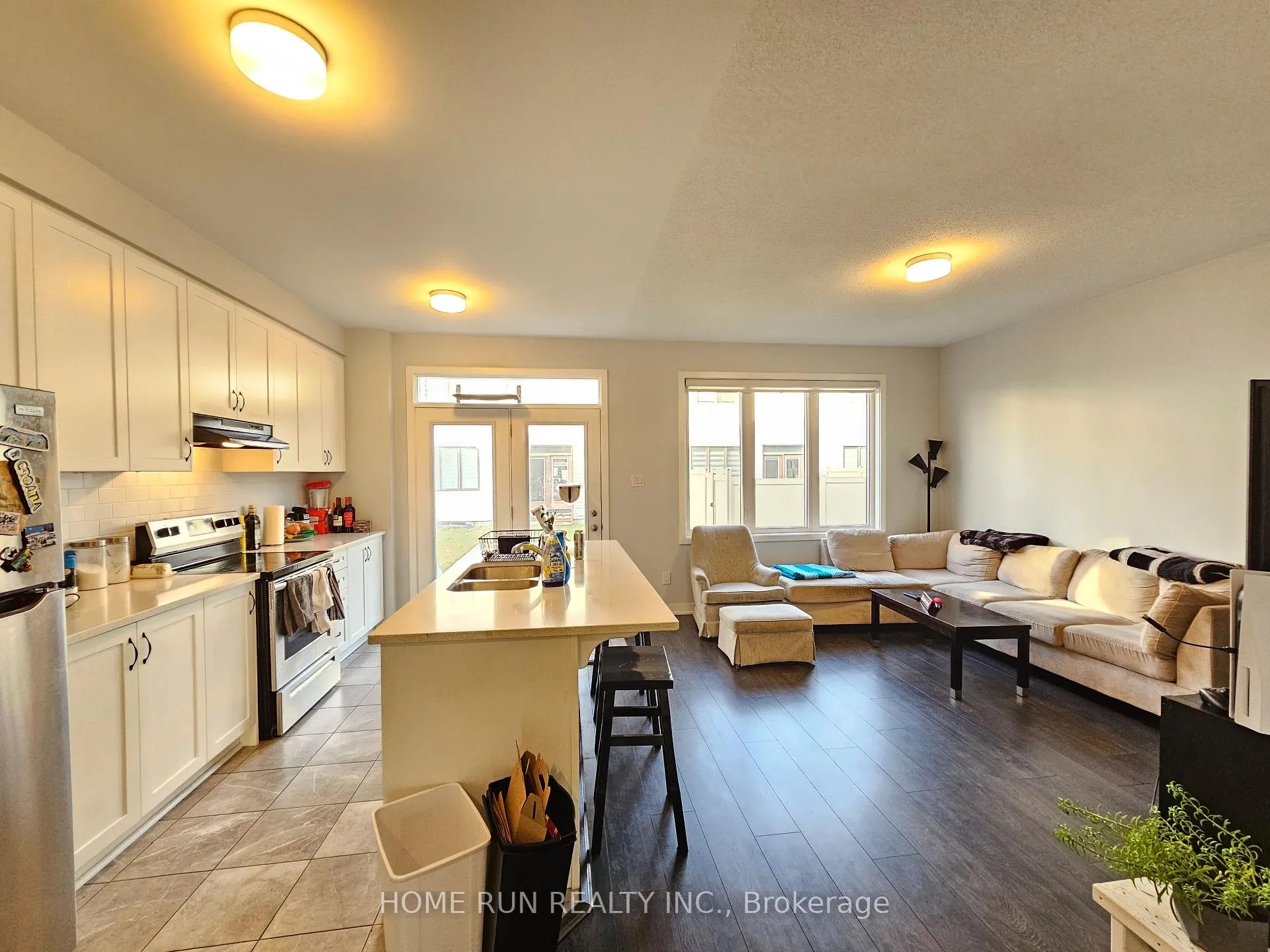 Photo 4 of 233 Billrian Crescent, Ottawa, Stittsville (North) — HOMEH