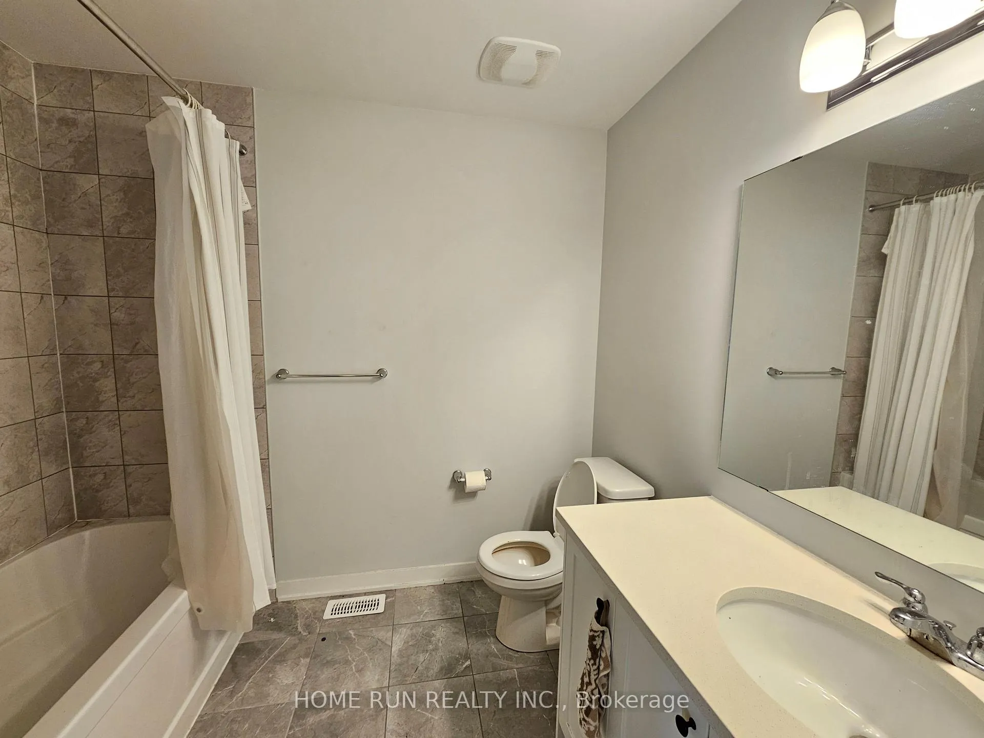 Photo 14 of 233 Billrian Crescent, Ottawa, Stittsville (North) — HOMEH