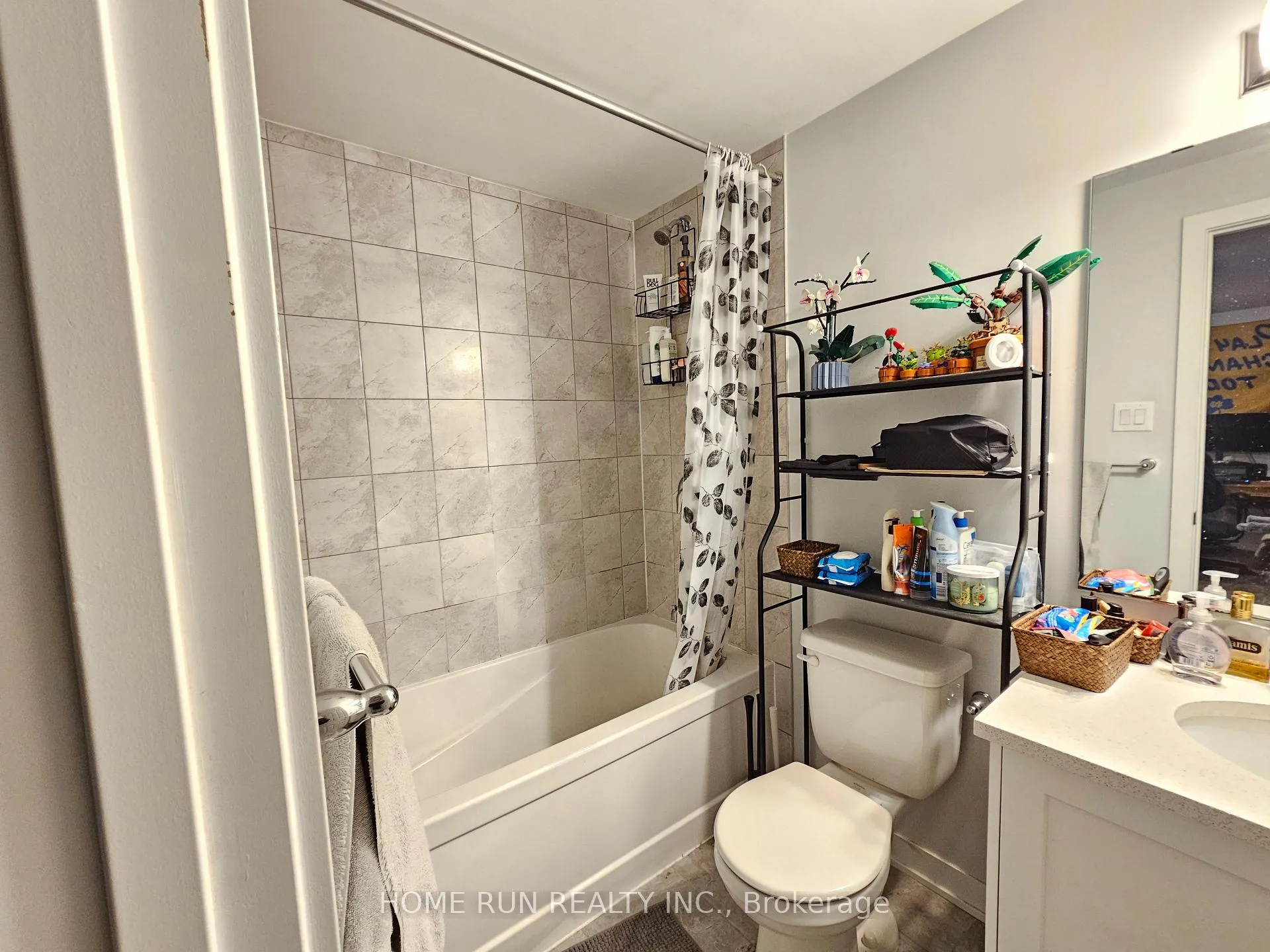 Photo 17 of 233 Billrian Crescent, Ottawa, Stittsville (North) — HOMEH