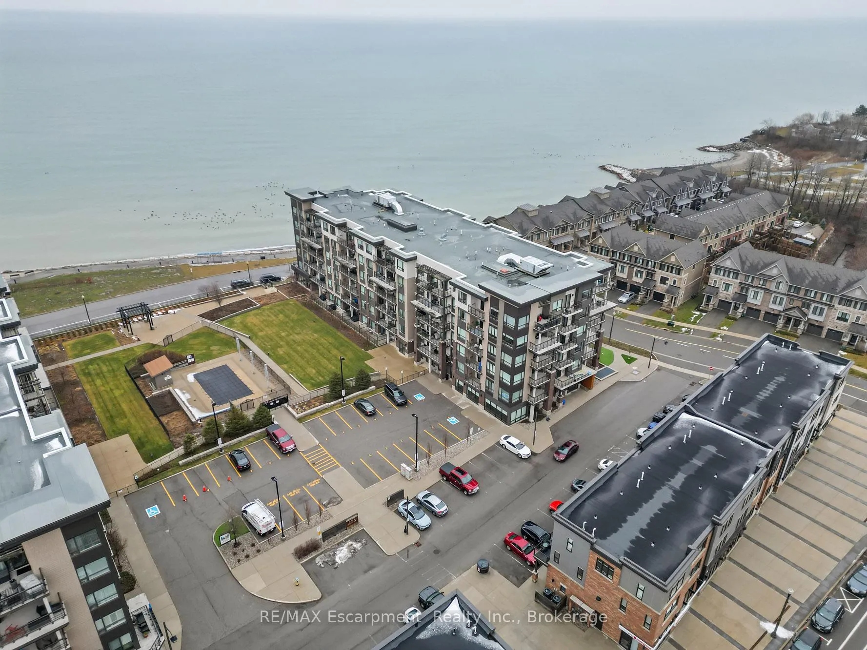 Photo 23 of Unit 218, 10 Esplanade Lane, Grimsby, Grimsby Beach — HOMEH