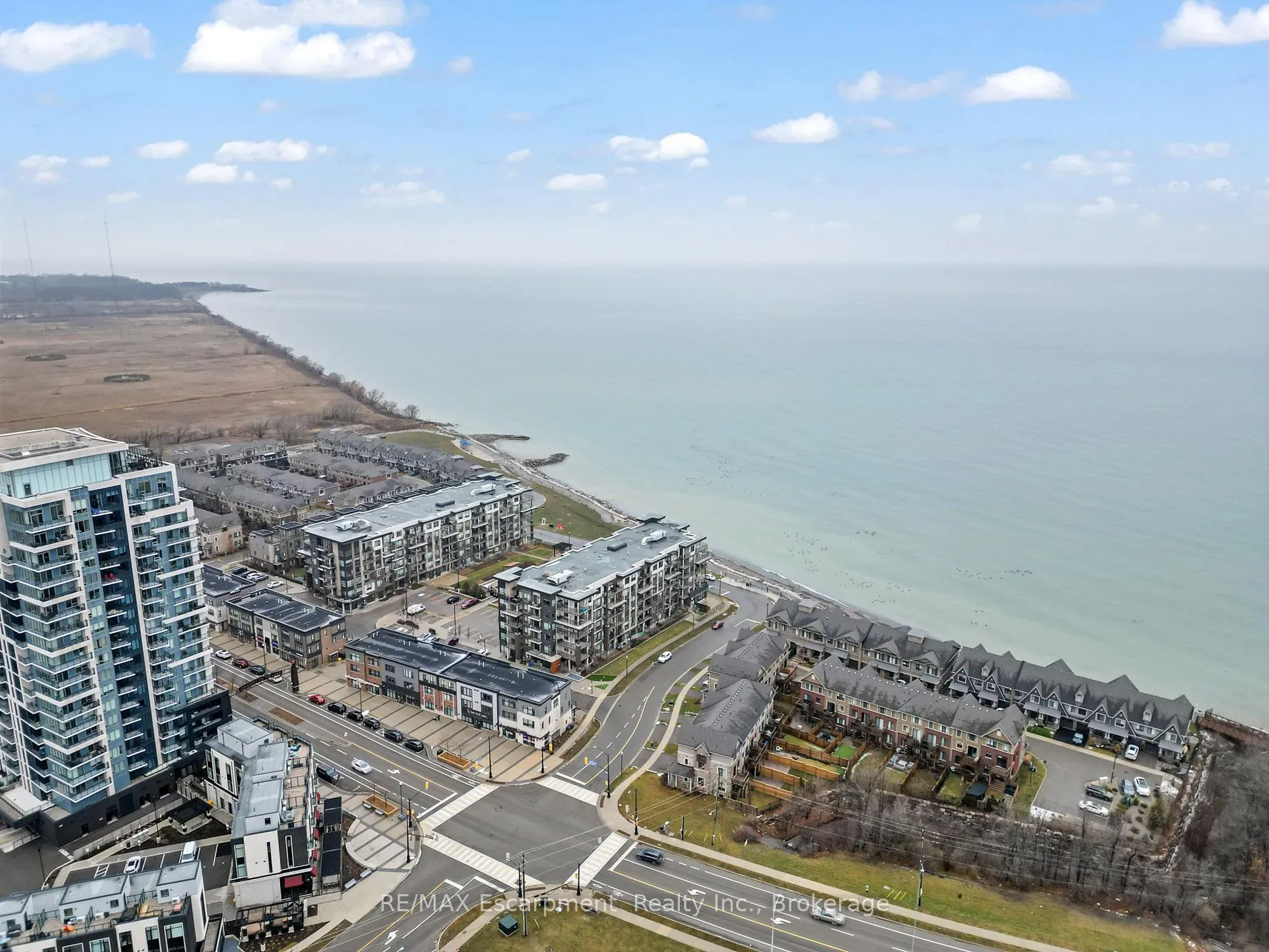 Photo 24 of Unit 218, 10 Esplanade Lane, Grimsby, Grimsby Beach — HOMEH