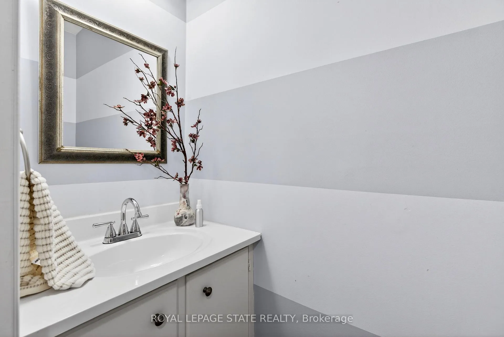 Photo 27 of 103 Turnbull Road, Hamilton, Dundas — HOMEH