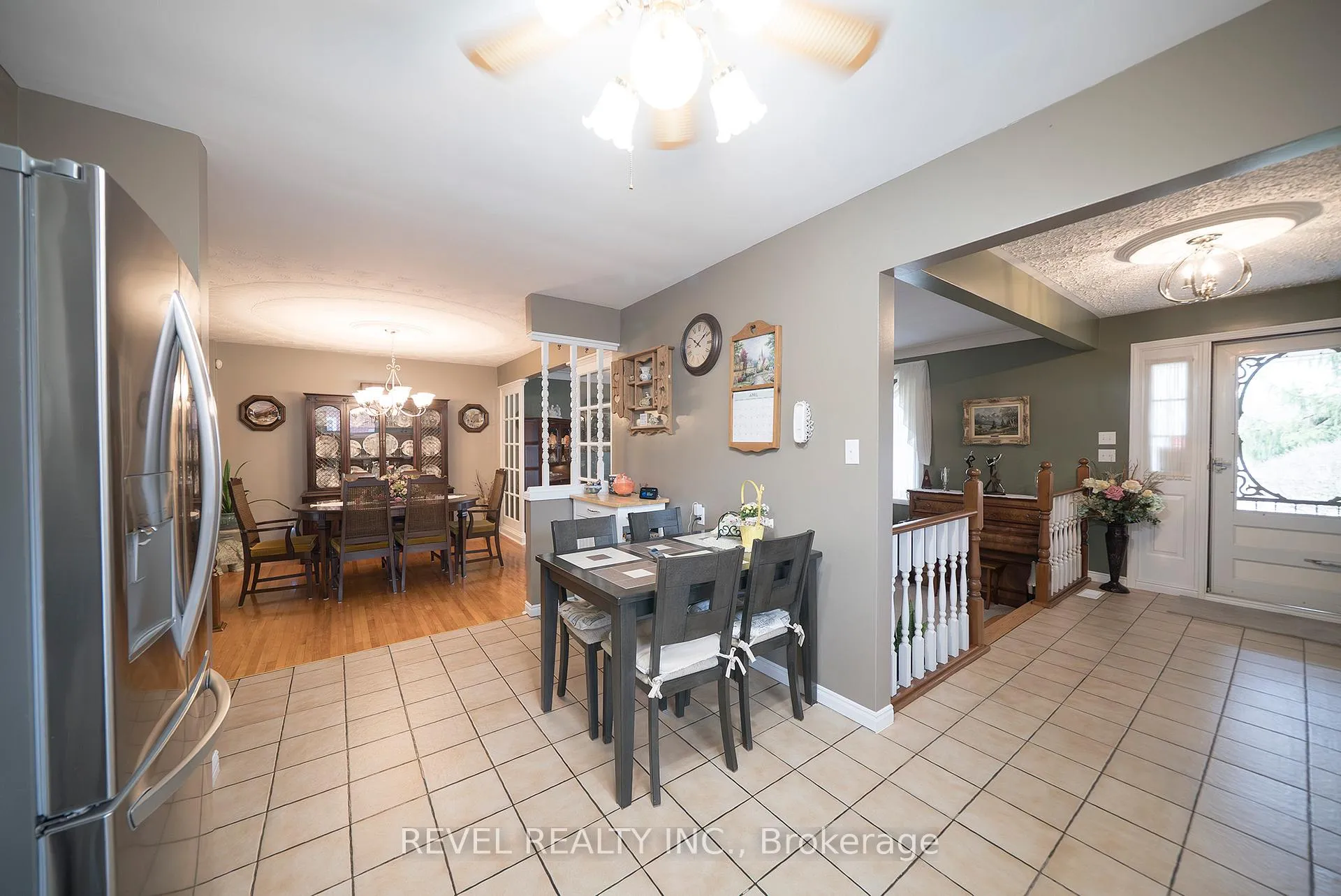Photo 13 of 45 Clench Avenue, Brantford — HOMEH